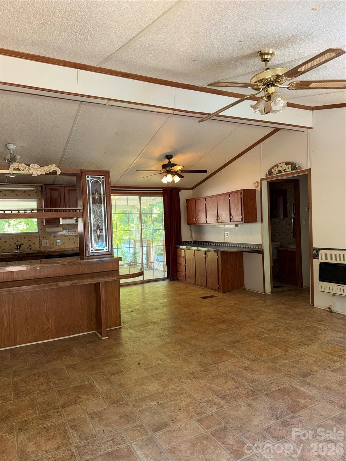 Single Family Residence at 1164 Smith Woods Lane, Hickory Grove, photo 6 of 28