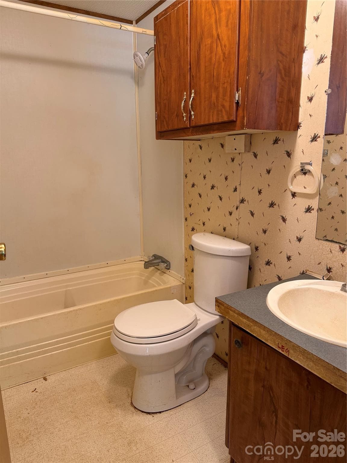 Single Family Residence at 1164 Smith Woods Lane, Hickory Grove, photo 20 of 28