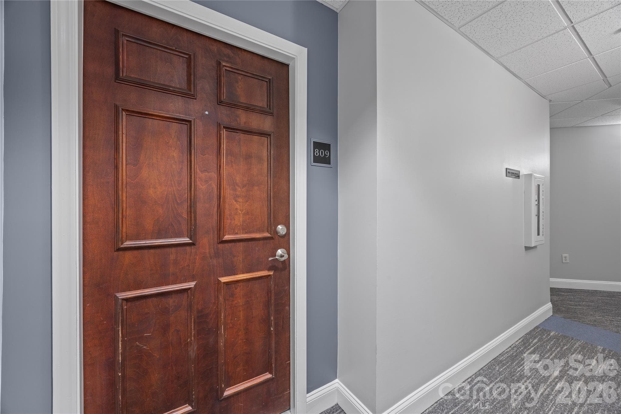 Condominium at Charlotte, photo 3 of 43