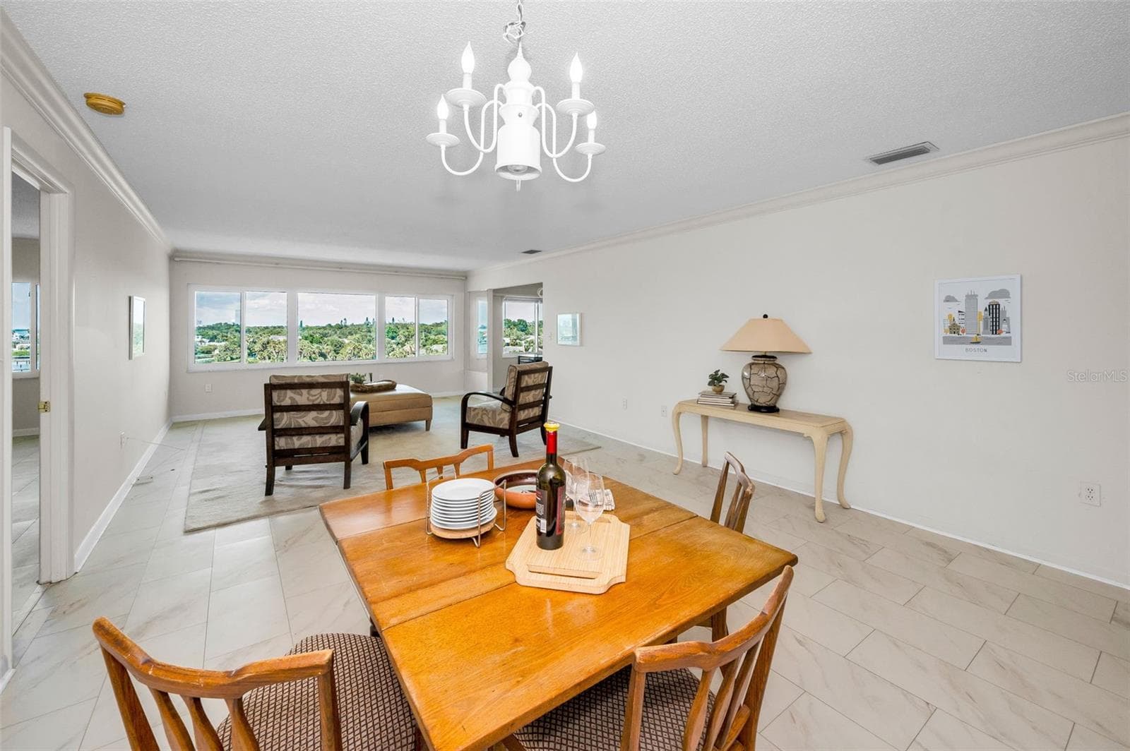Spacious living/dining combo - 100 BLUFF VIEW DR #608C, BELLEAIR BLUFFS