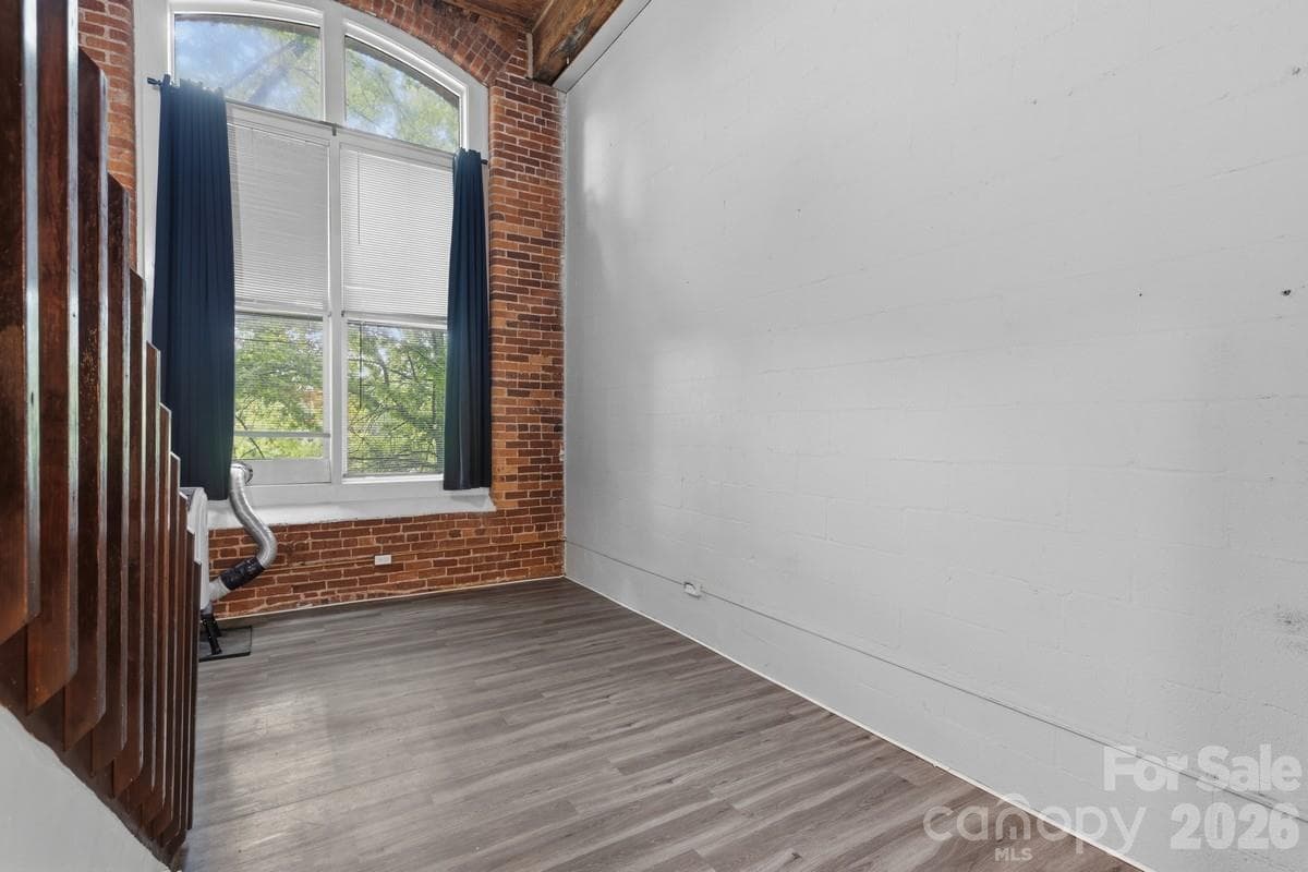 Condominium at Charlotte, photo 4 of 26