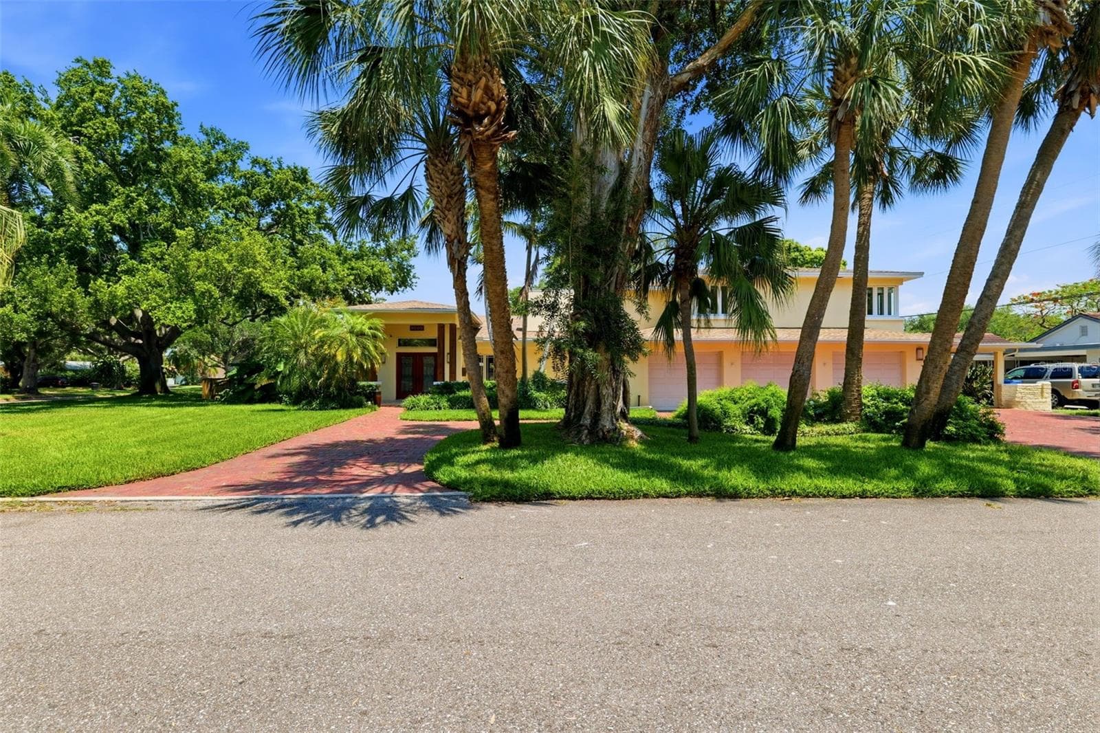 Single Family Residence at 6000 2ND ST S, ST PETERSBURG, photo 4 of 58