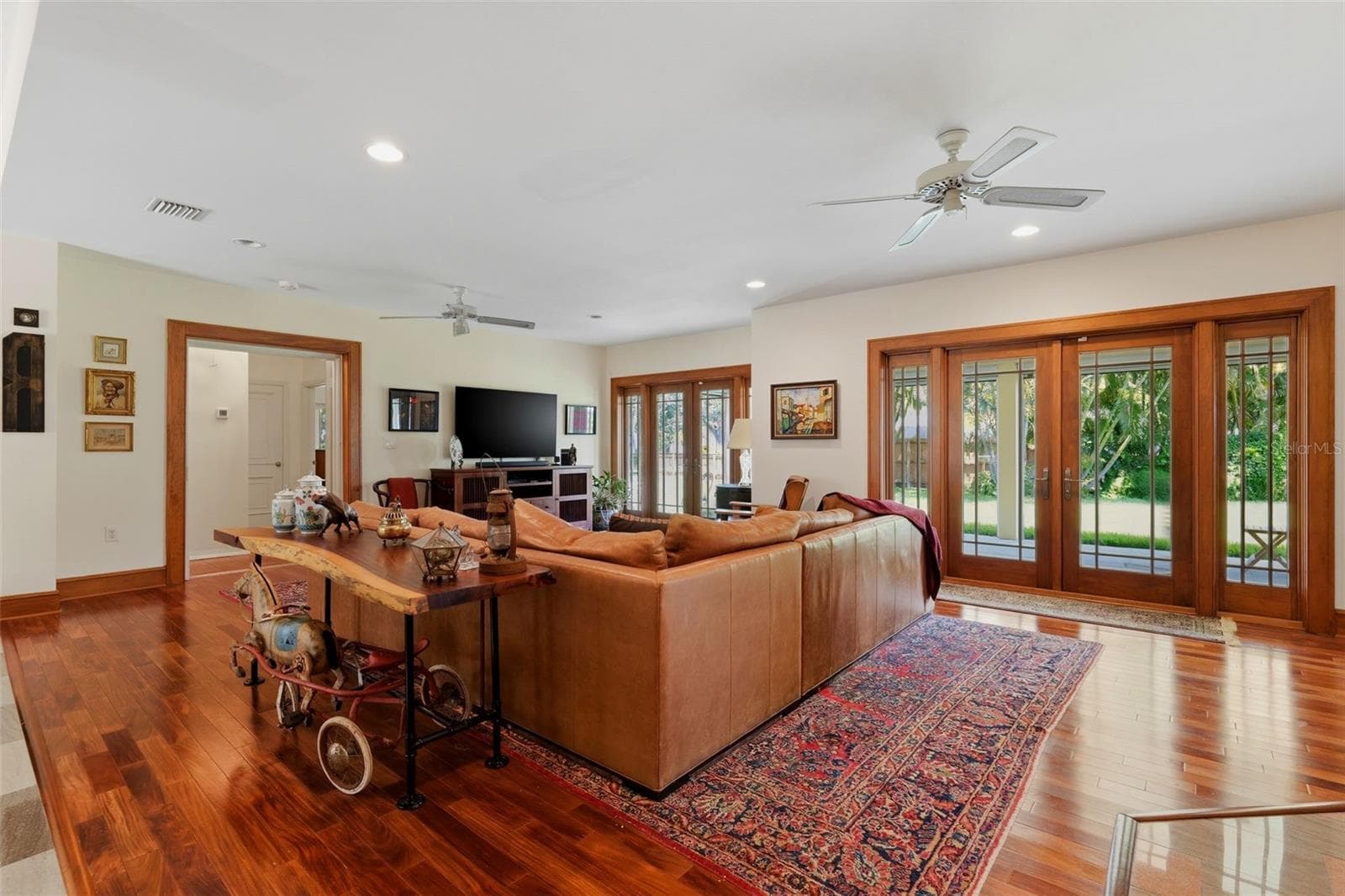 Single Family Residence at 6000 2ND ST S, ST PETERSBURG, photo 14 of 58