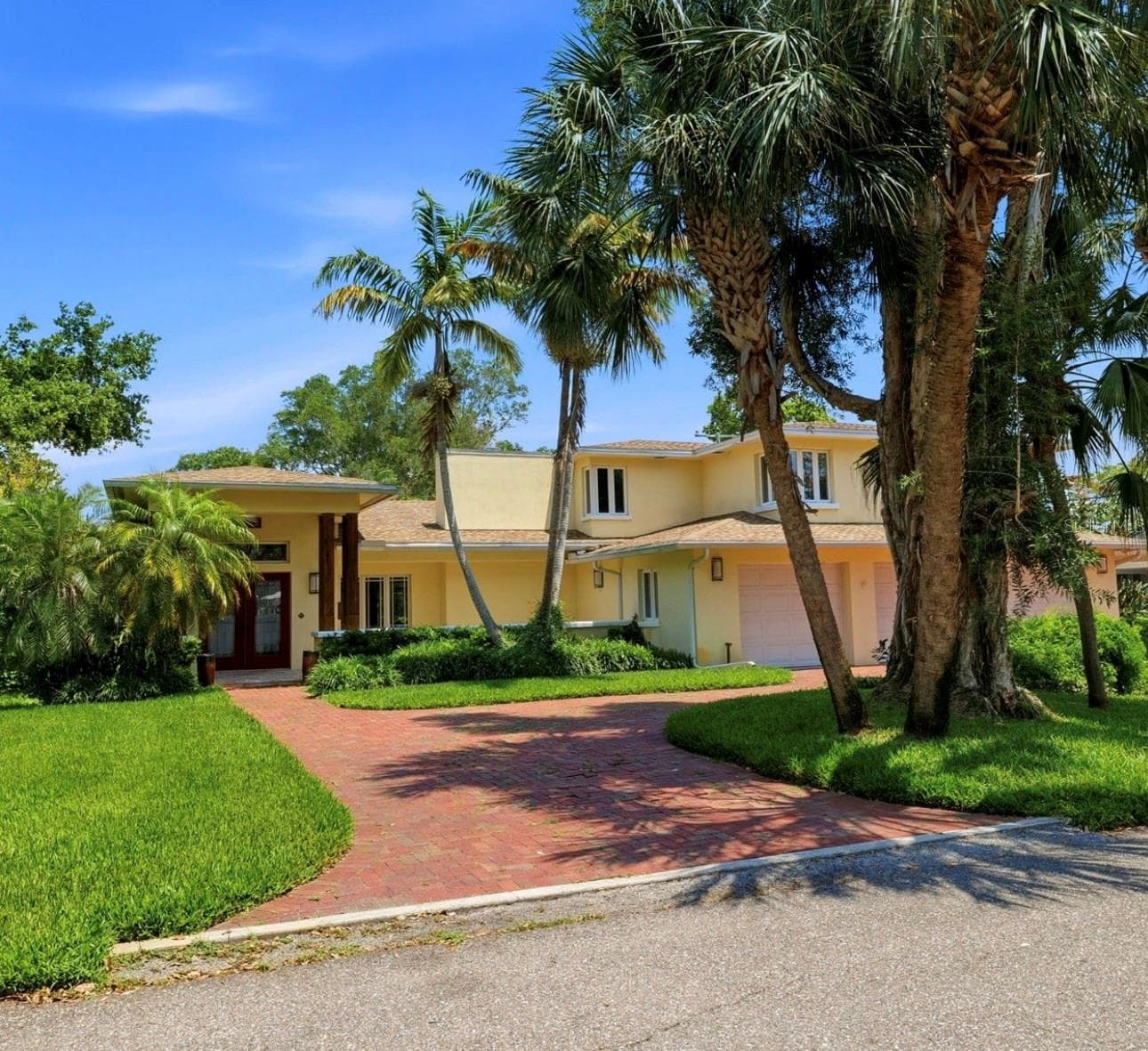 Single Family Residence at 6000 2ND ST S, ST PETERSBURG, photo 2 of 58