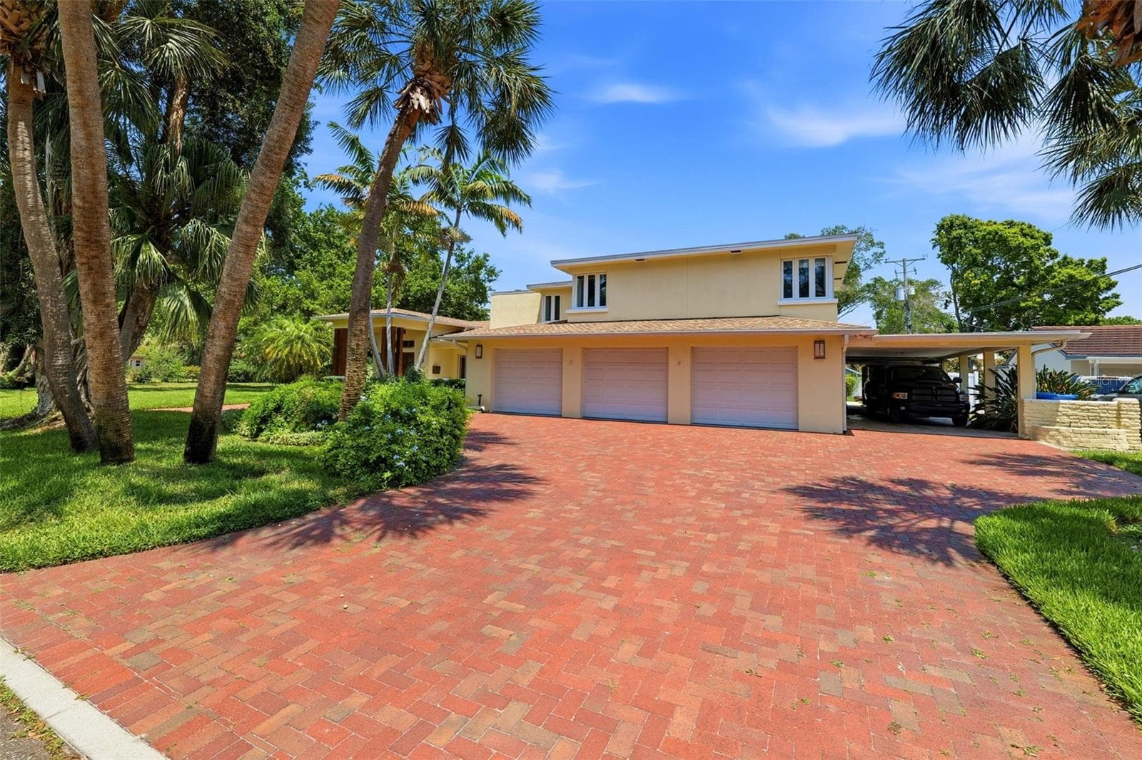 Single Family Residence at 6000 2ND ST S, ST PETERSBURG, photo 5 of 58