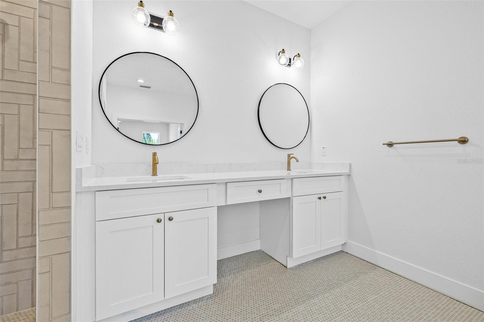 Primary bath - 7617 ALVINA ST, TAMPA