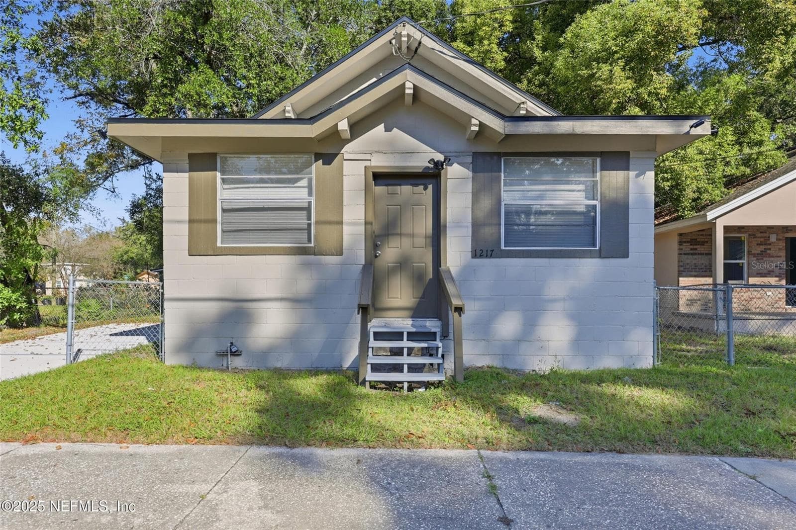 Front Exterior - 1217 W 29TH ST, JACKSONVILLE