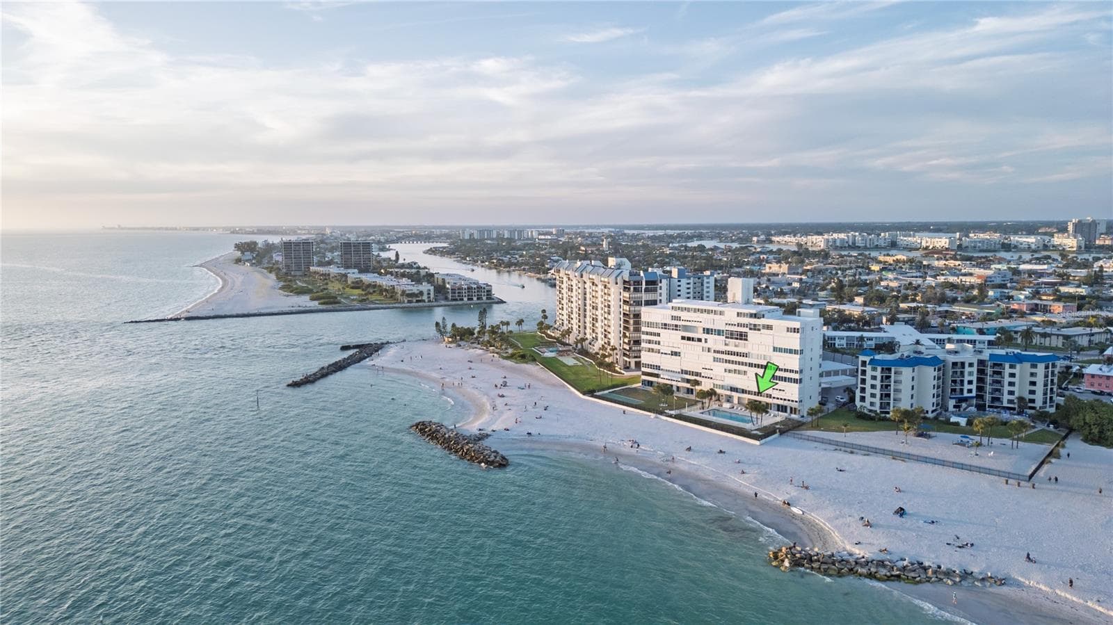 St Pete Beach - 7000 BEACH PLZ #202, ST PETE BEACH