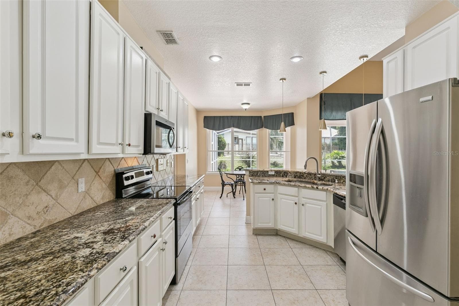 Single Family Residence at 7670 MILANO DR, ORLANDO, photo 15 of 37