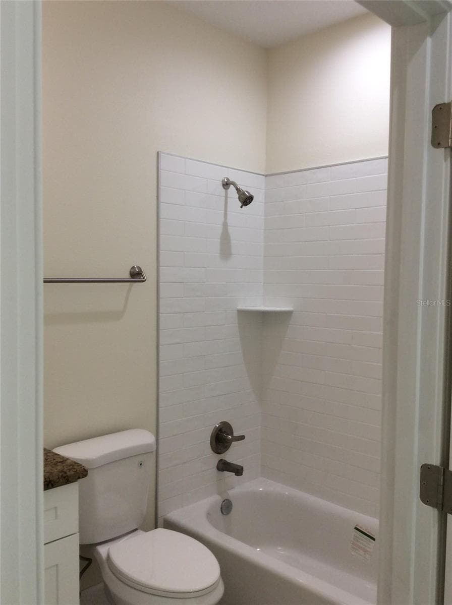 Single Family Residence at 2812 DURHAM ST, TAMPA, photo 8 of 12