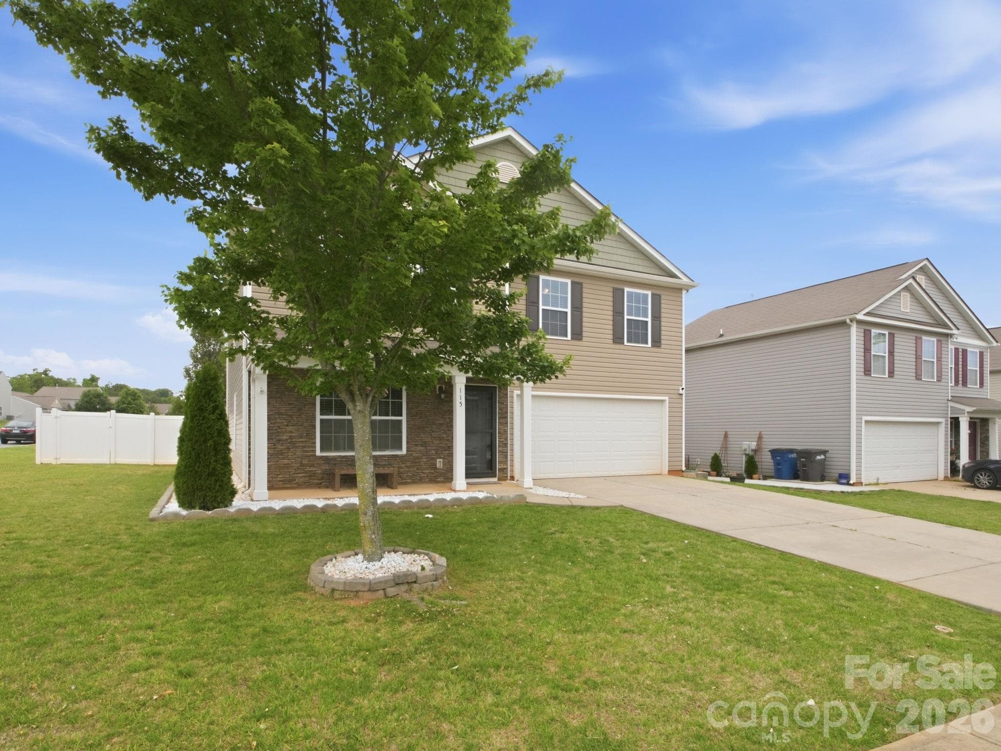 Huge corner lot - Statesville