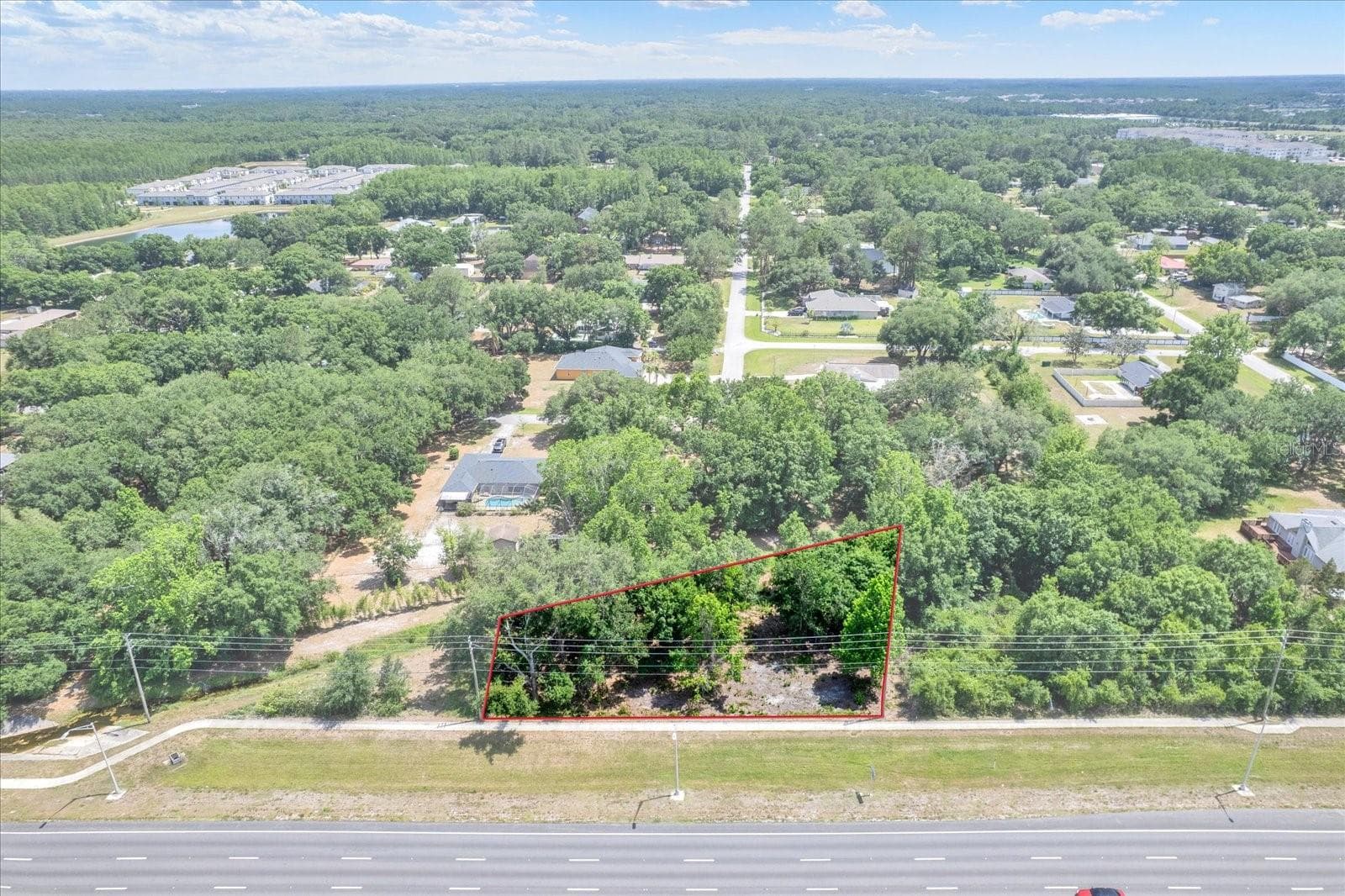 Surrounding AreaLocated in a rapidly growing area with nearby residential communities and expanding commercial development. - STATE ROAD 54, LUTZ