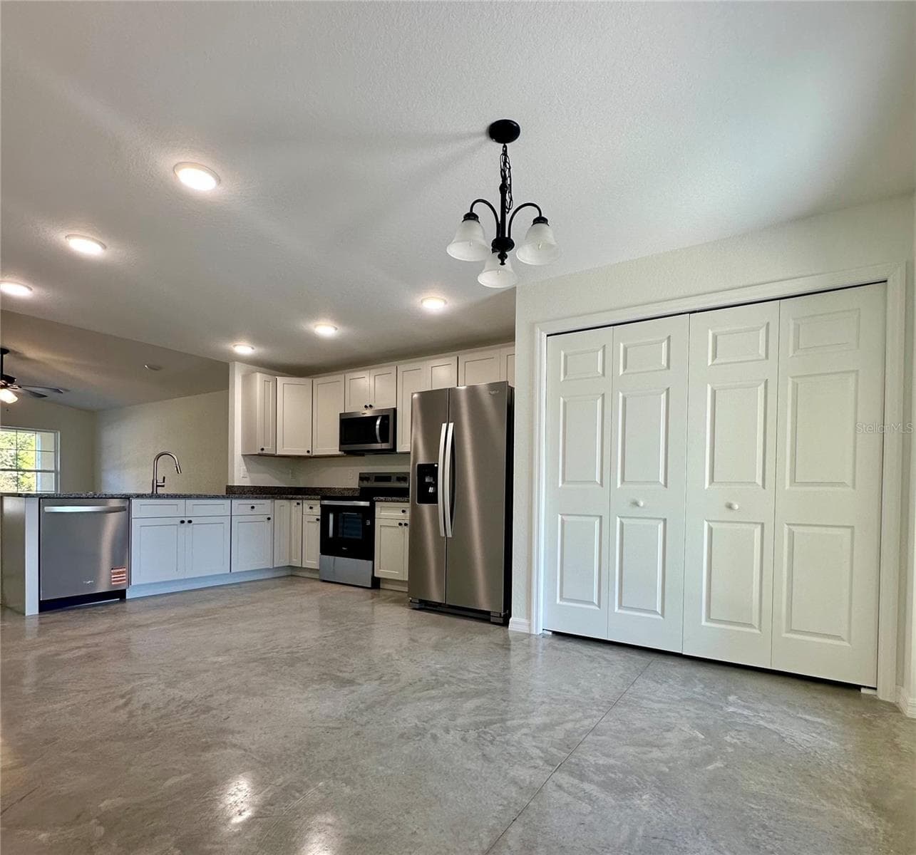 Single Family Residence at 0 CORDOVA, AUBURNDALE, photo 5 of 11
