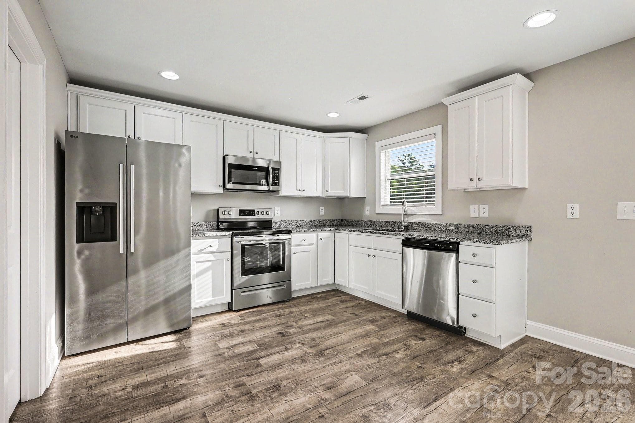 Single Family Residence at 1573 Mayfair Drive, Conover, photo 11 of 33