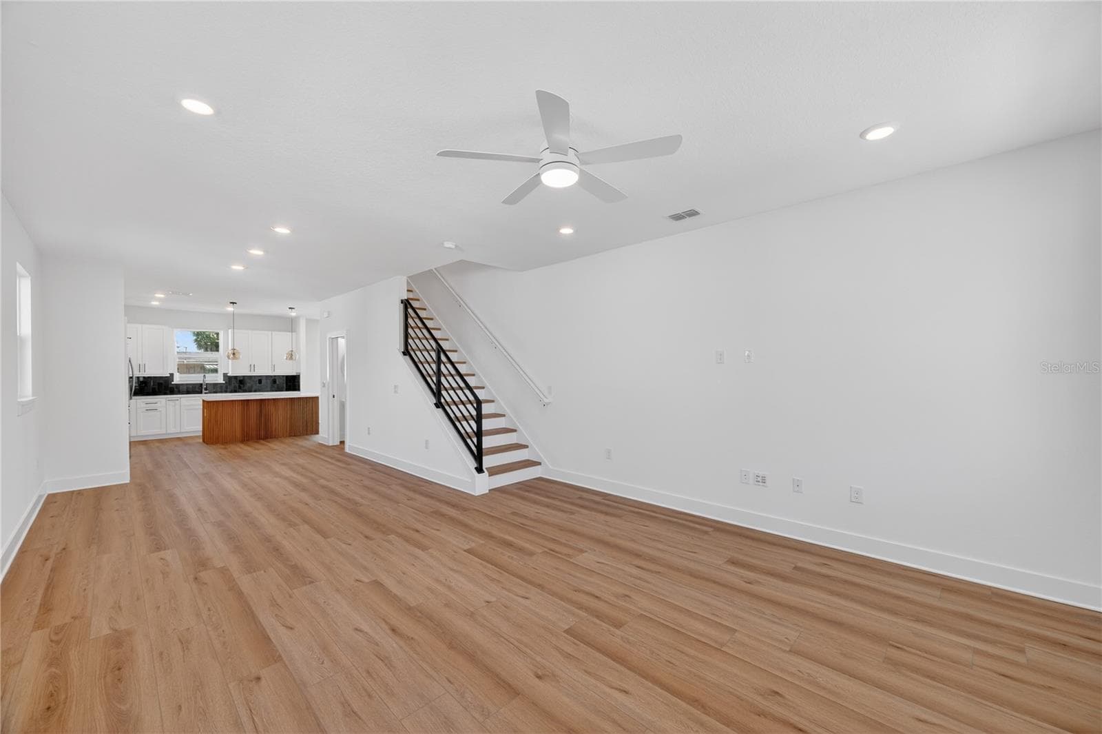Single Family Residence at 4181 56TH AVE N, ST PETERSBURG, photo 7 of 72