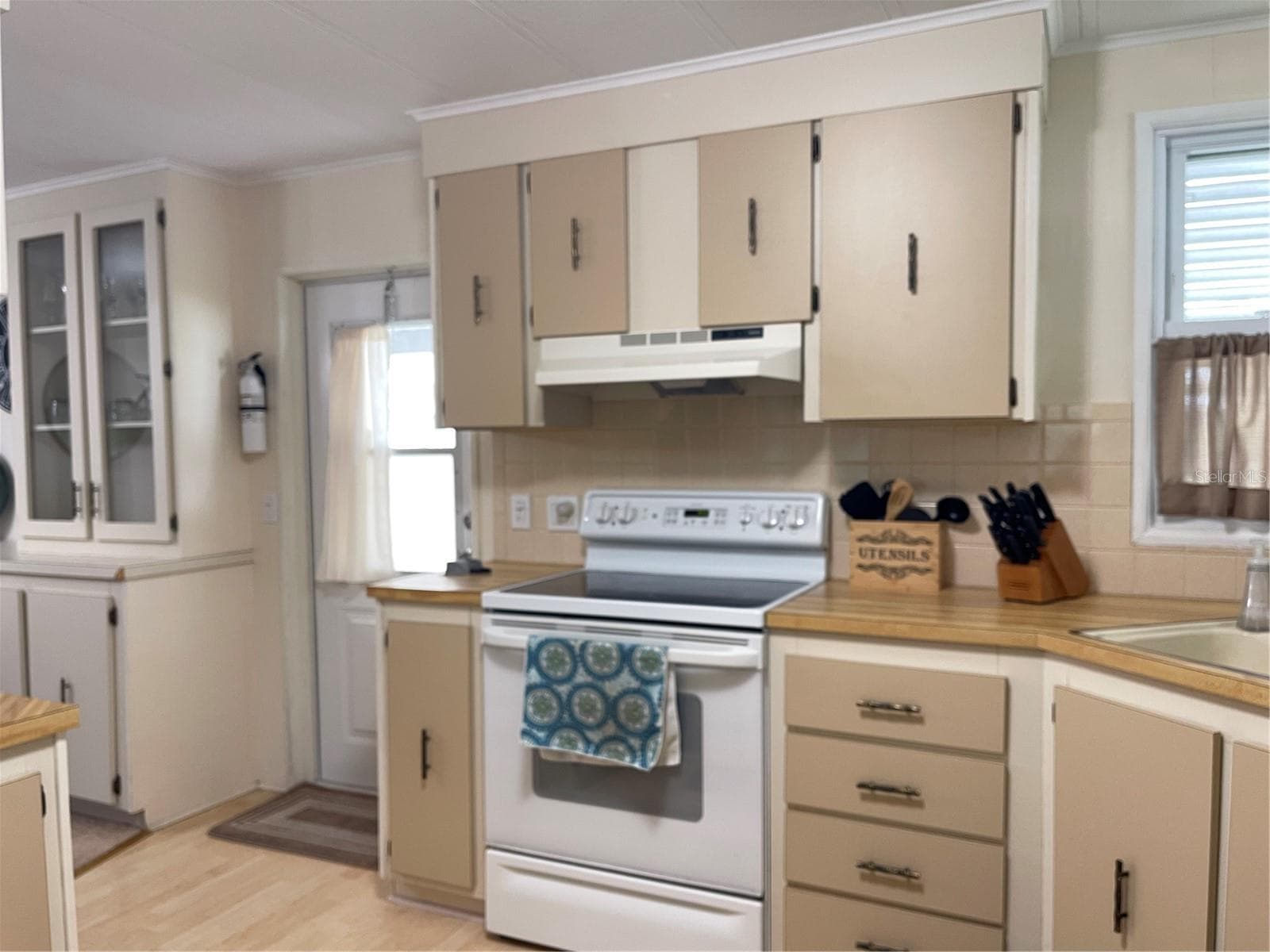 Manufactured Home at 87 N BOBWHITE ROAD, WILDWOOD, photo 7 of 48