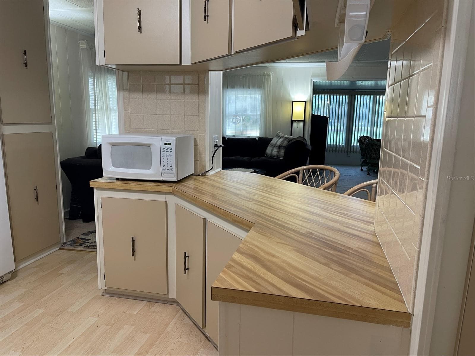 Manufactured Home at 87 N BOBWHITE ROAD, WILDWOOD, photo 8 of 48
