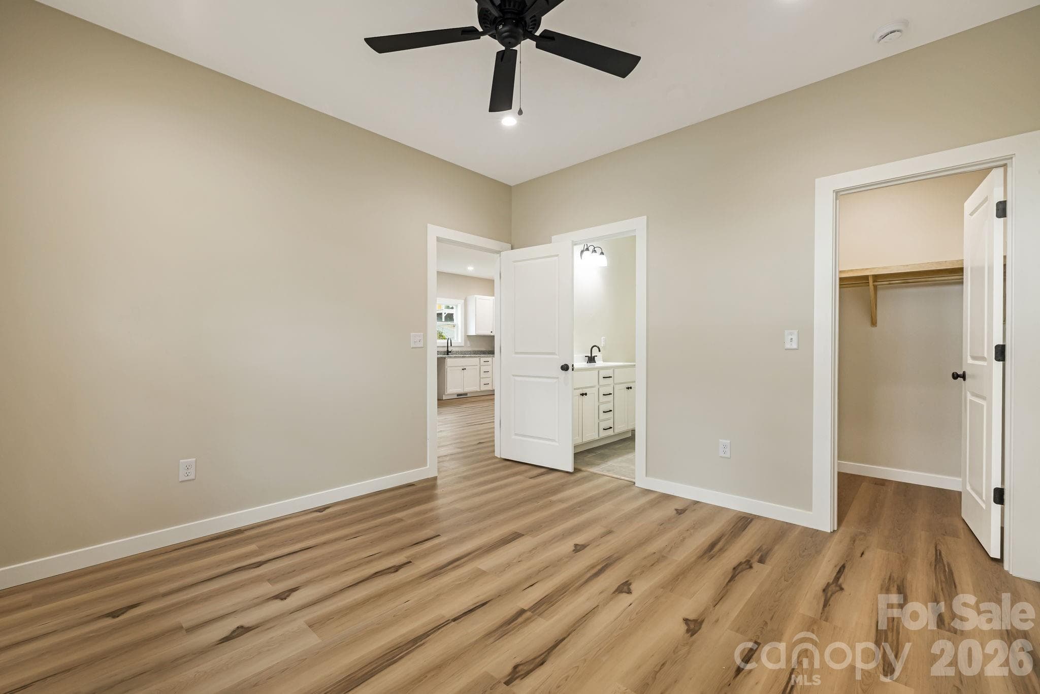 Single Family Residence at Waynesville, photo 16 of 28