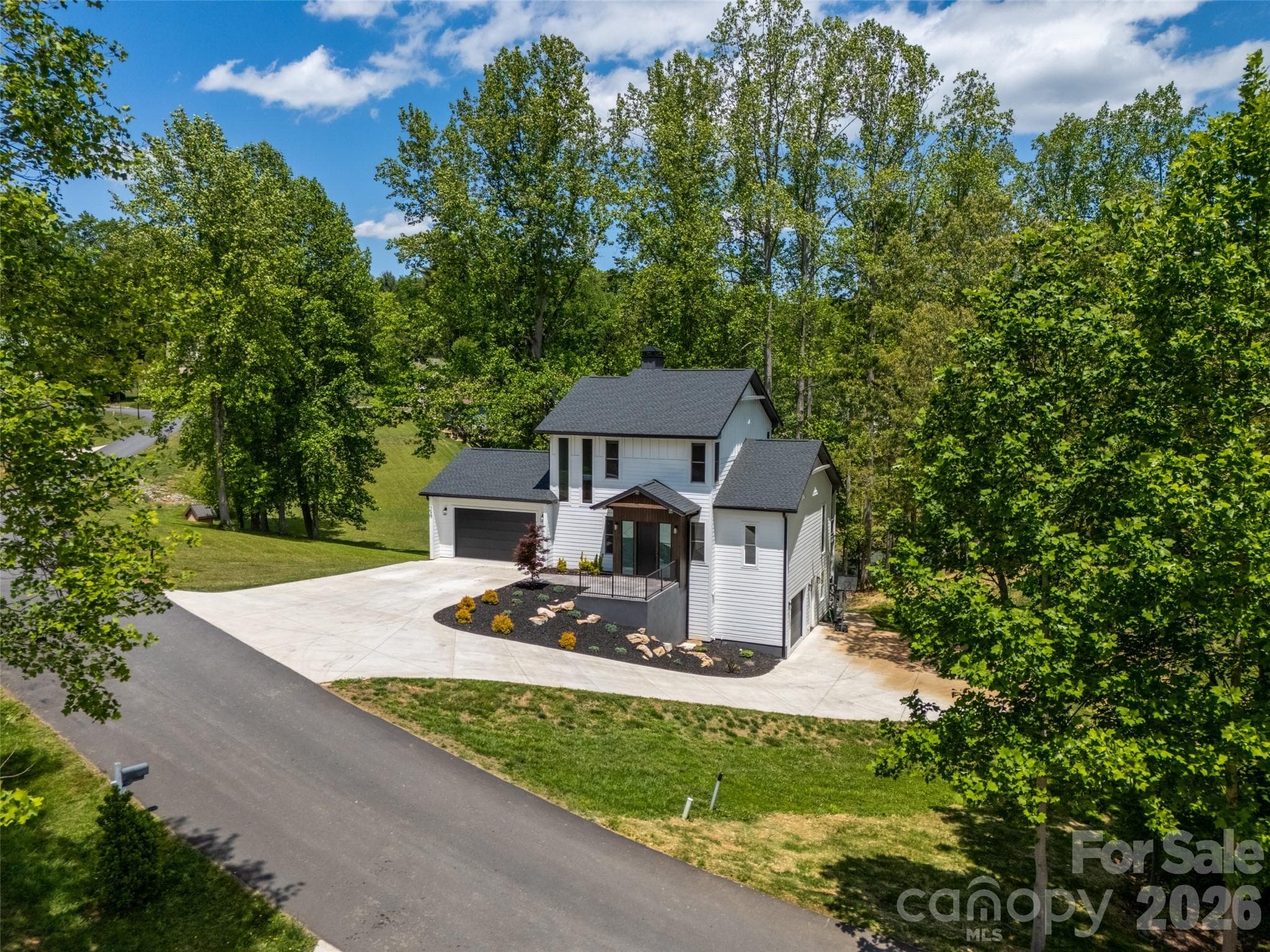 Single Family Residence at 24 Copper Mill Court, Candler, photo 3 of 29