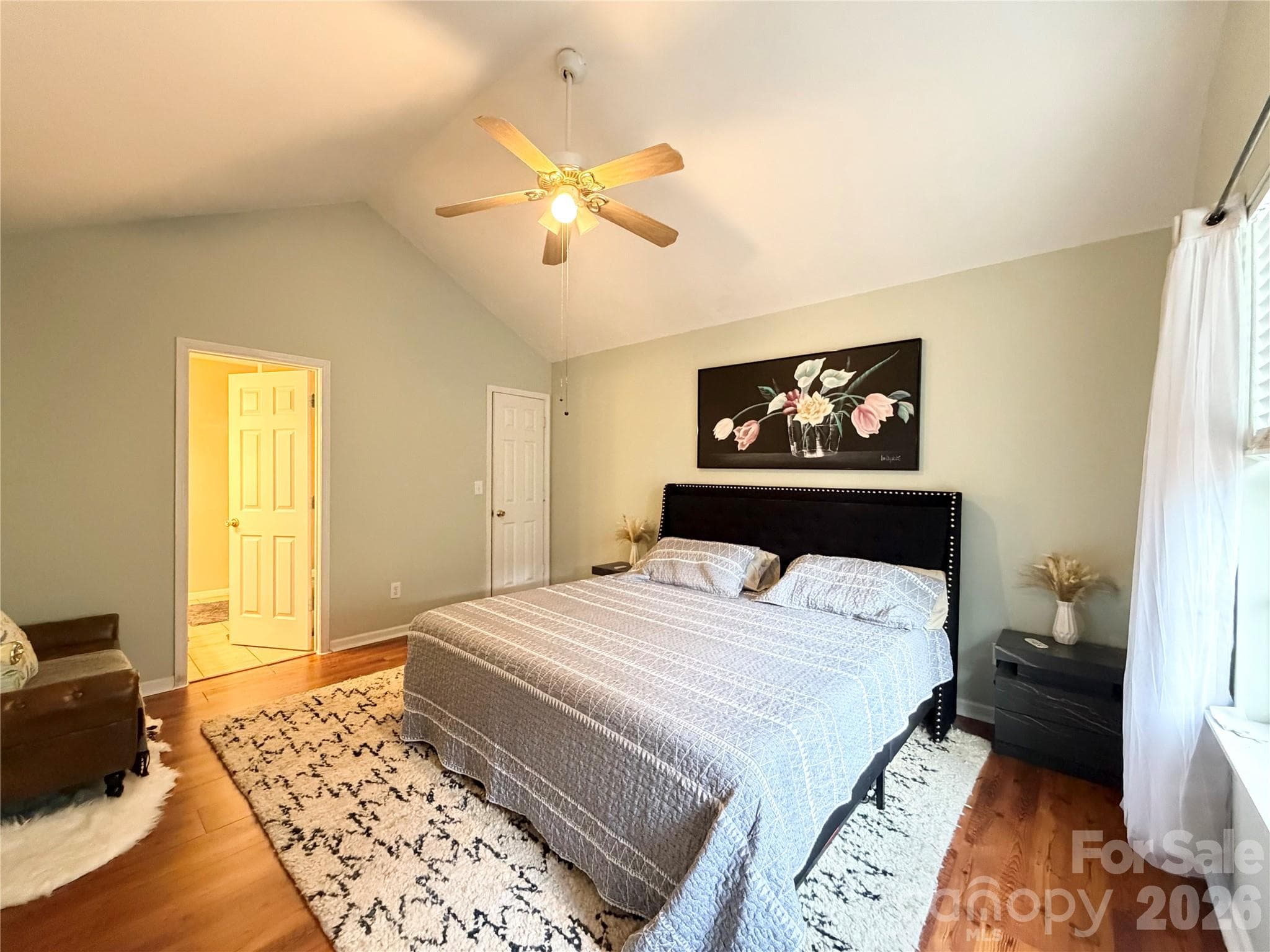 Townhouse at Charlotte, photo 18 of 32