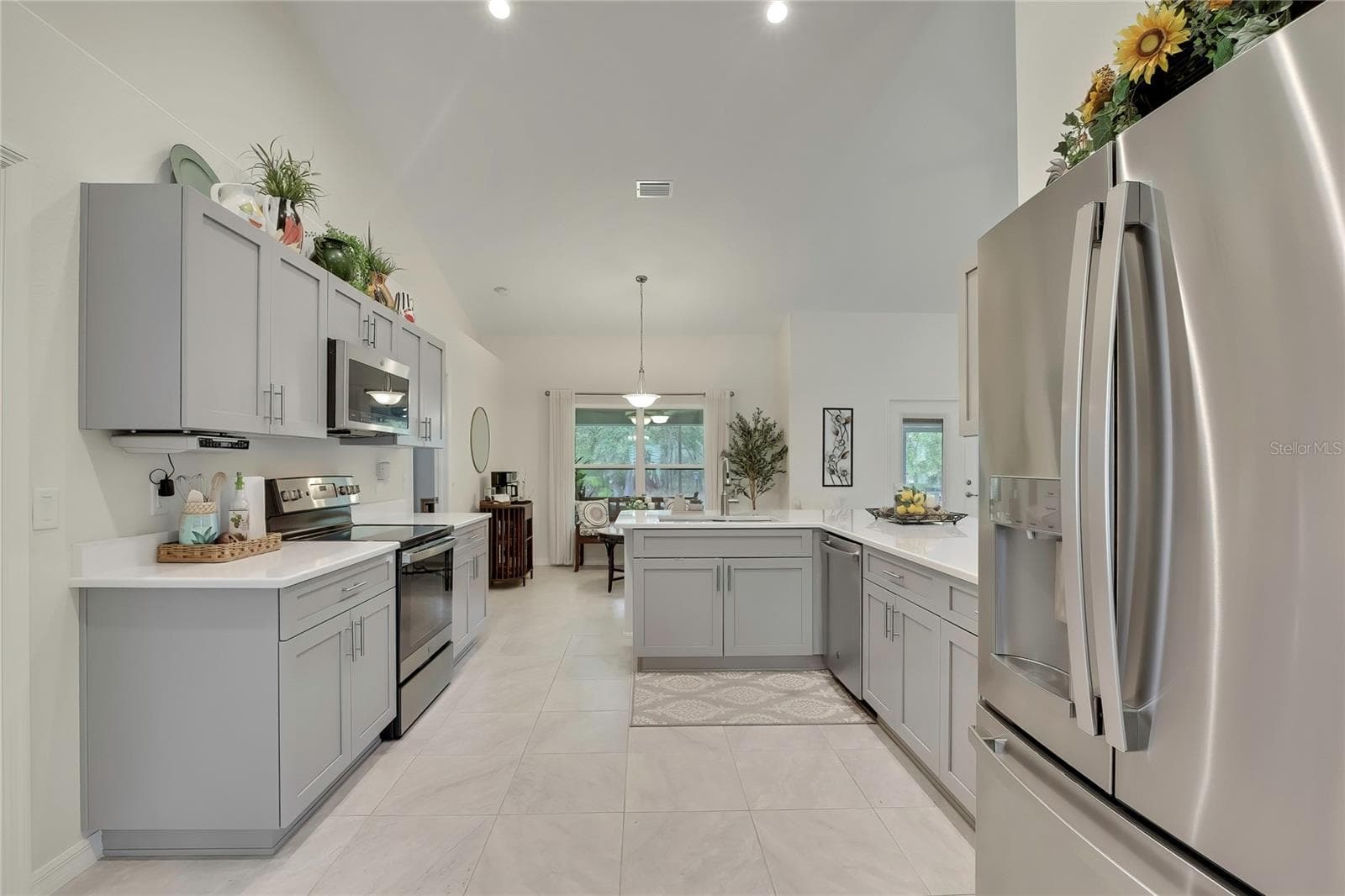 Single Family Residence at 14108 MULKERIN DR, WEEKI WACHEE, photo 15 of 44