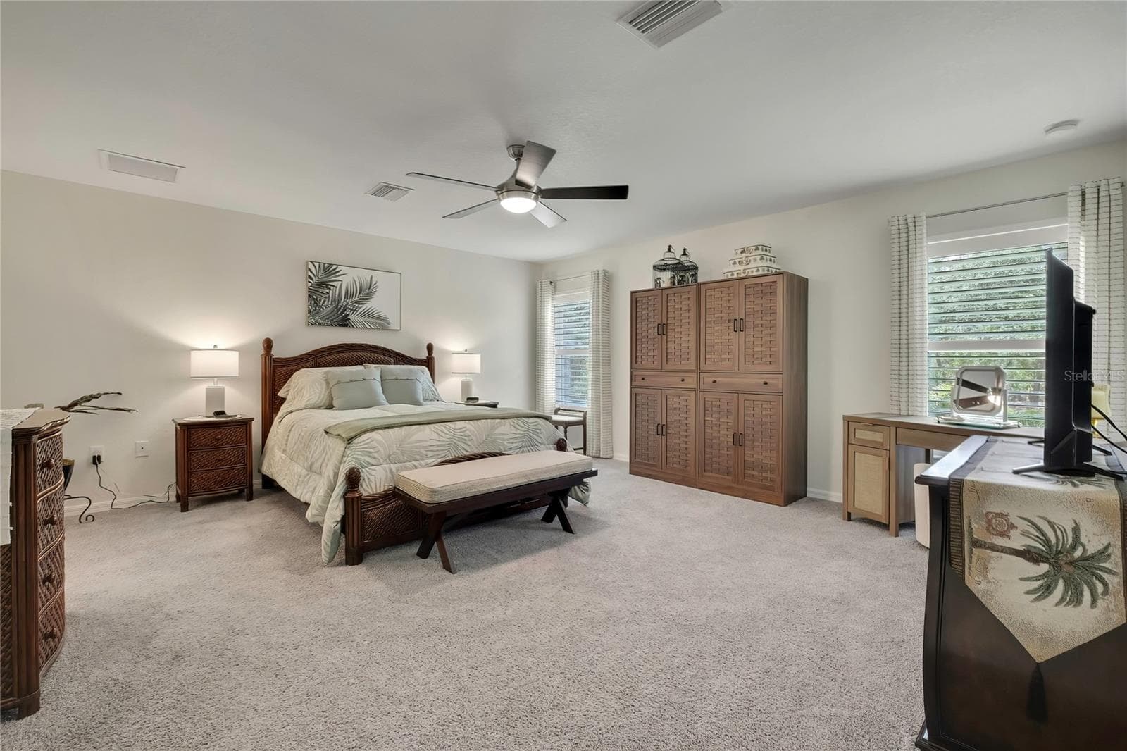 Single Family Residence at 14108 MULKERIN DR, WEEKI WACHEE, photo 19 of 44