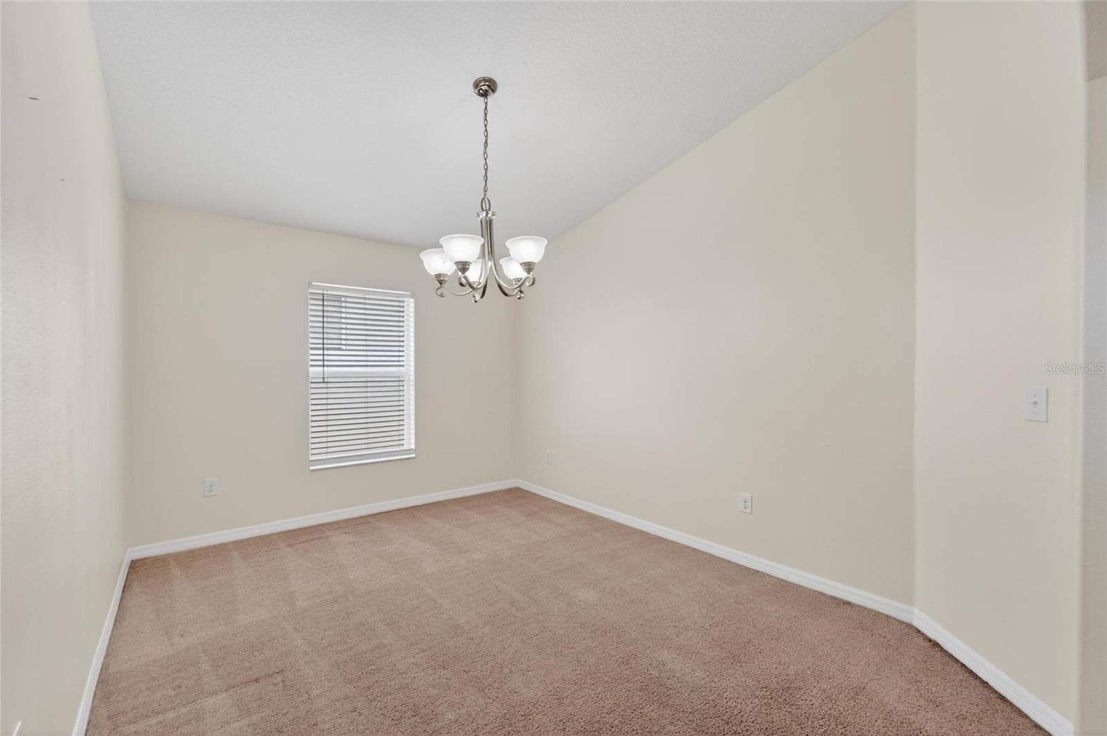 Single Family Residence at 13128 ROYAL PINES AVE, RIVERVIEW, photo 10 of 49