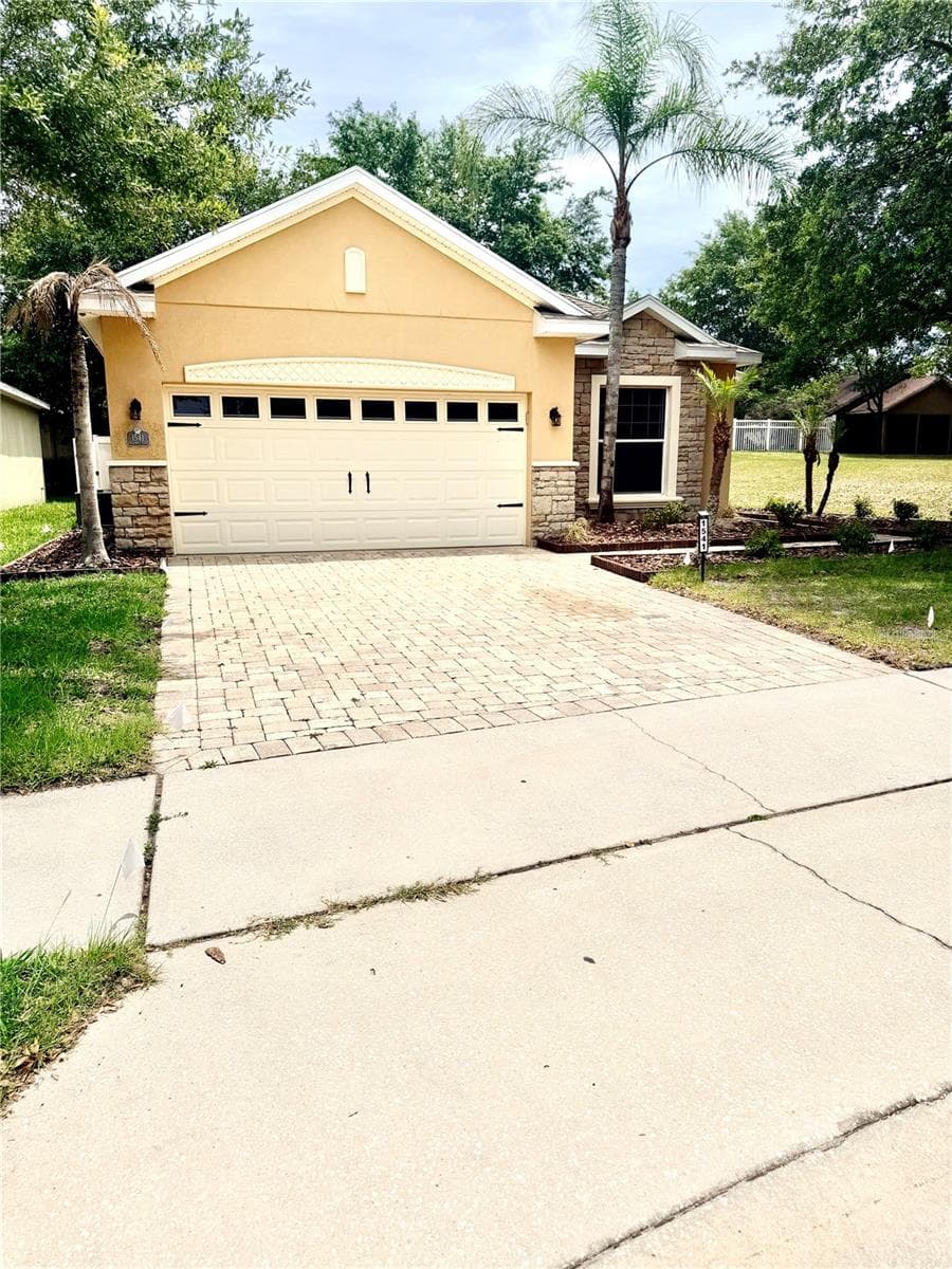 1541 HACKNEY TER