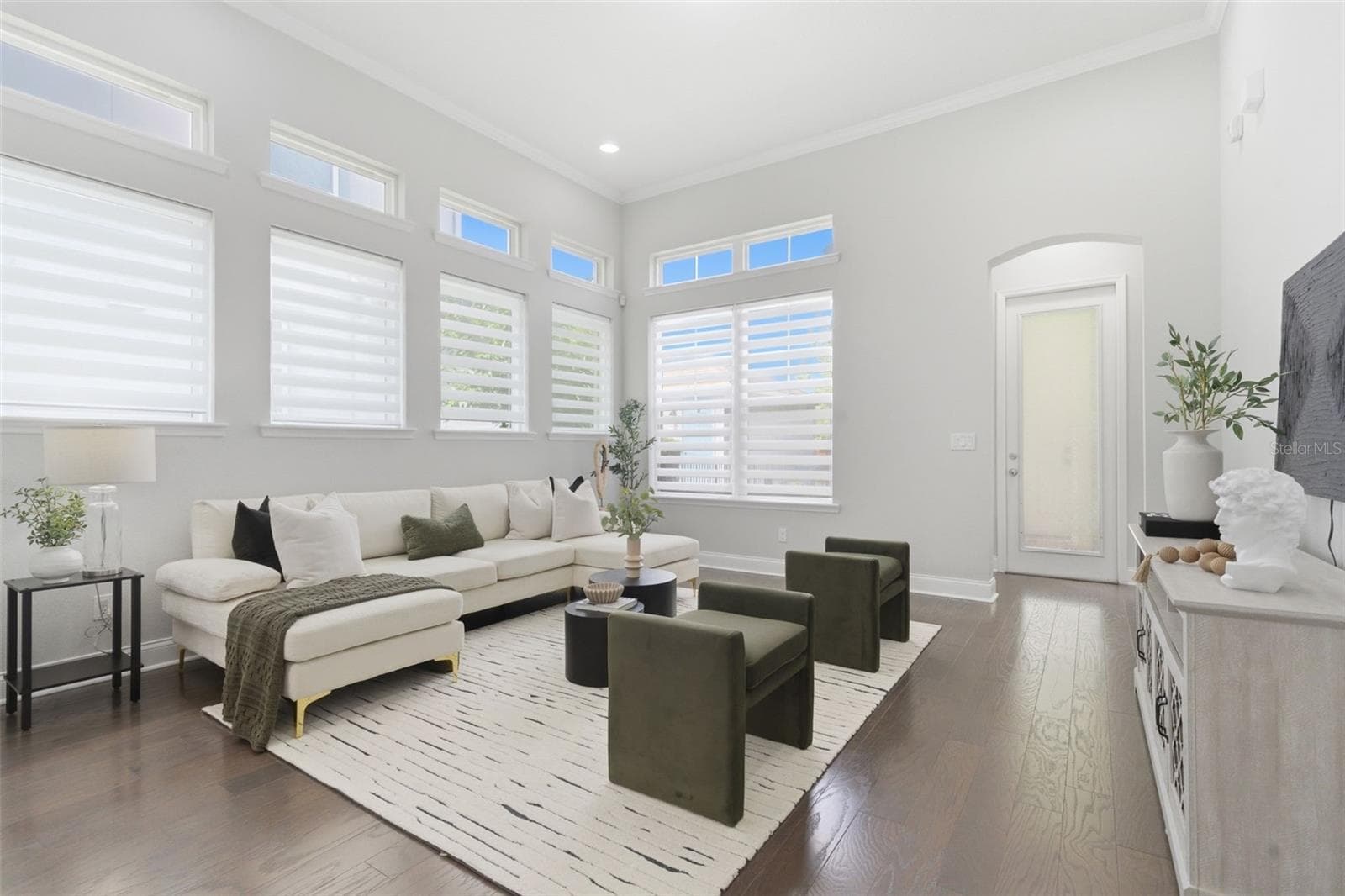 Single Family Residence at 13856 ELIOT AVE, ORLANDO, photo 15 of 43