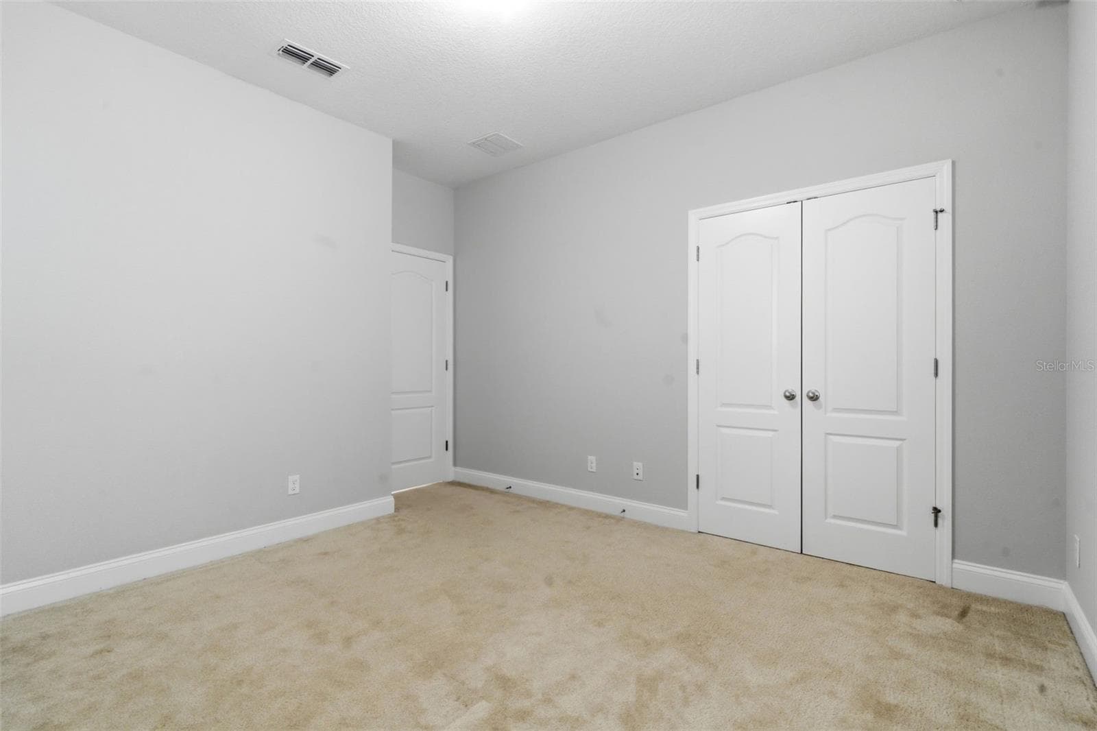 Single Family Residence at 13856 ELIOT AVE, ORLANDO, photo 26 of 43
