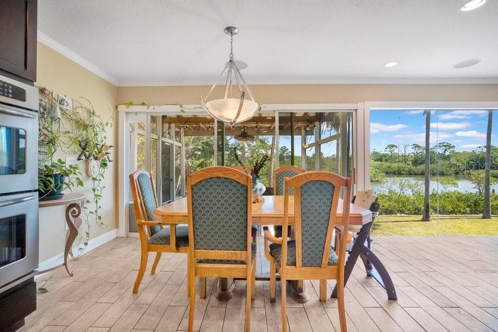 Single Family Residence at 3858 SHORE BLVD, OLDSMAR, photo 22 of 77