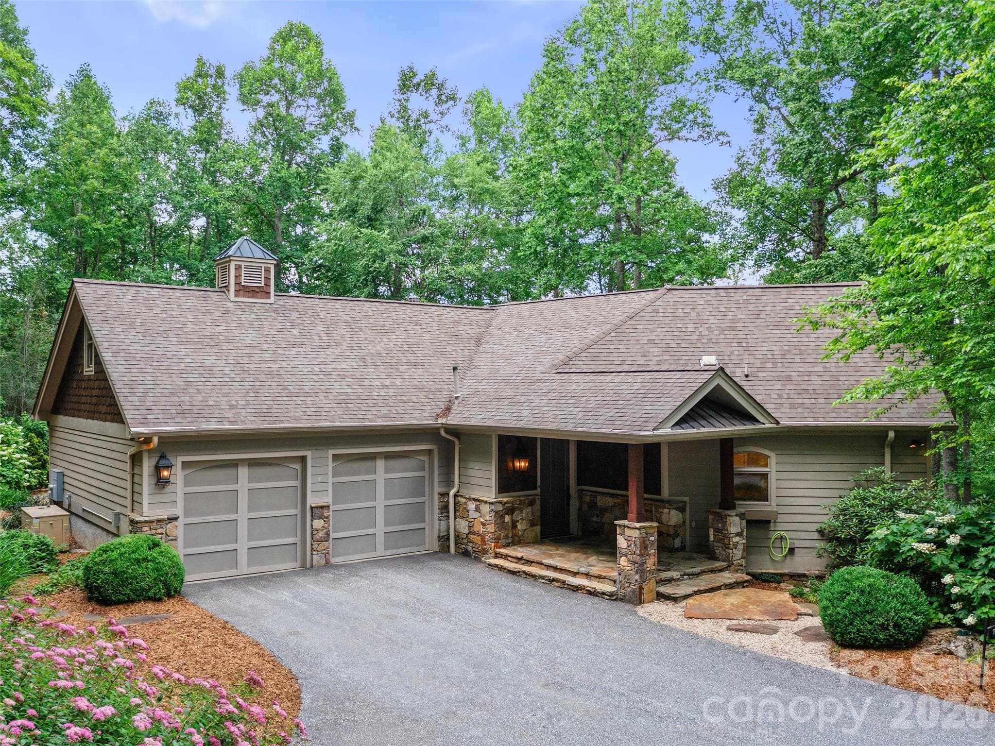 Single Family Residence at 71 Chestnut Hill Road, Spruce Pine, photo 4 of 39