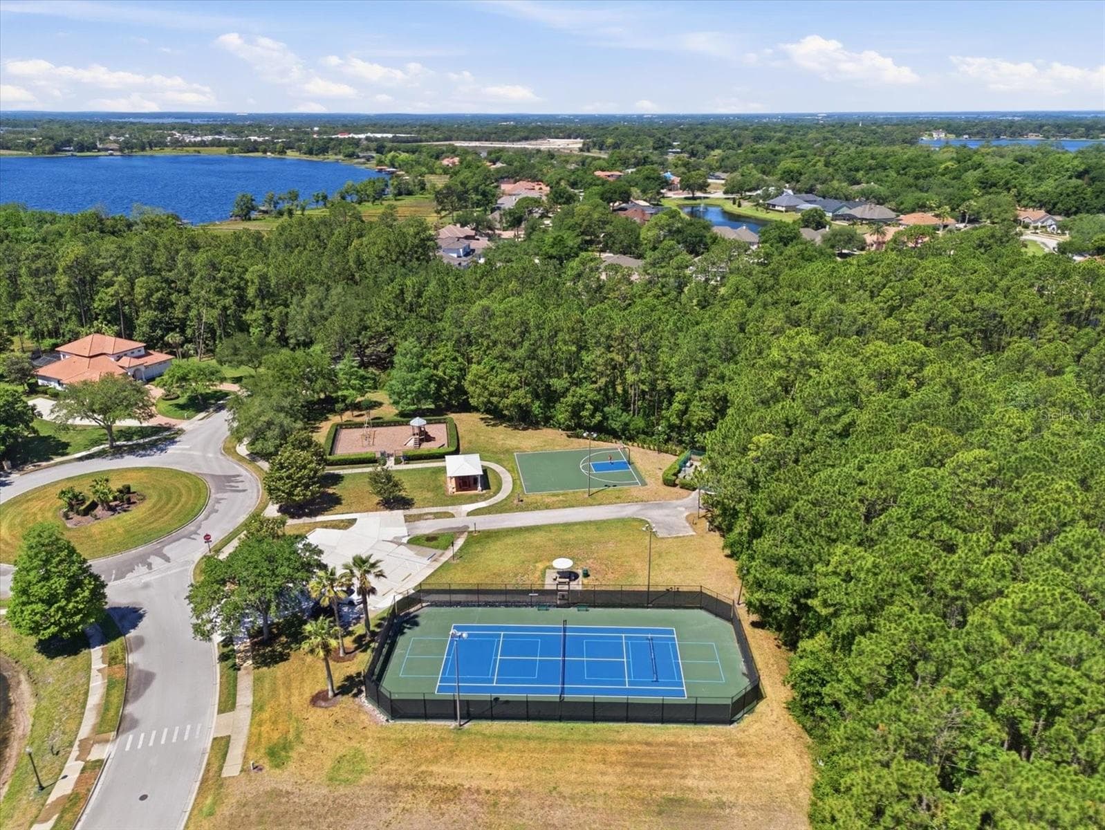 Community Features - 1064 CEASARS CT, MOUNT DORA
