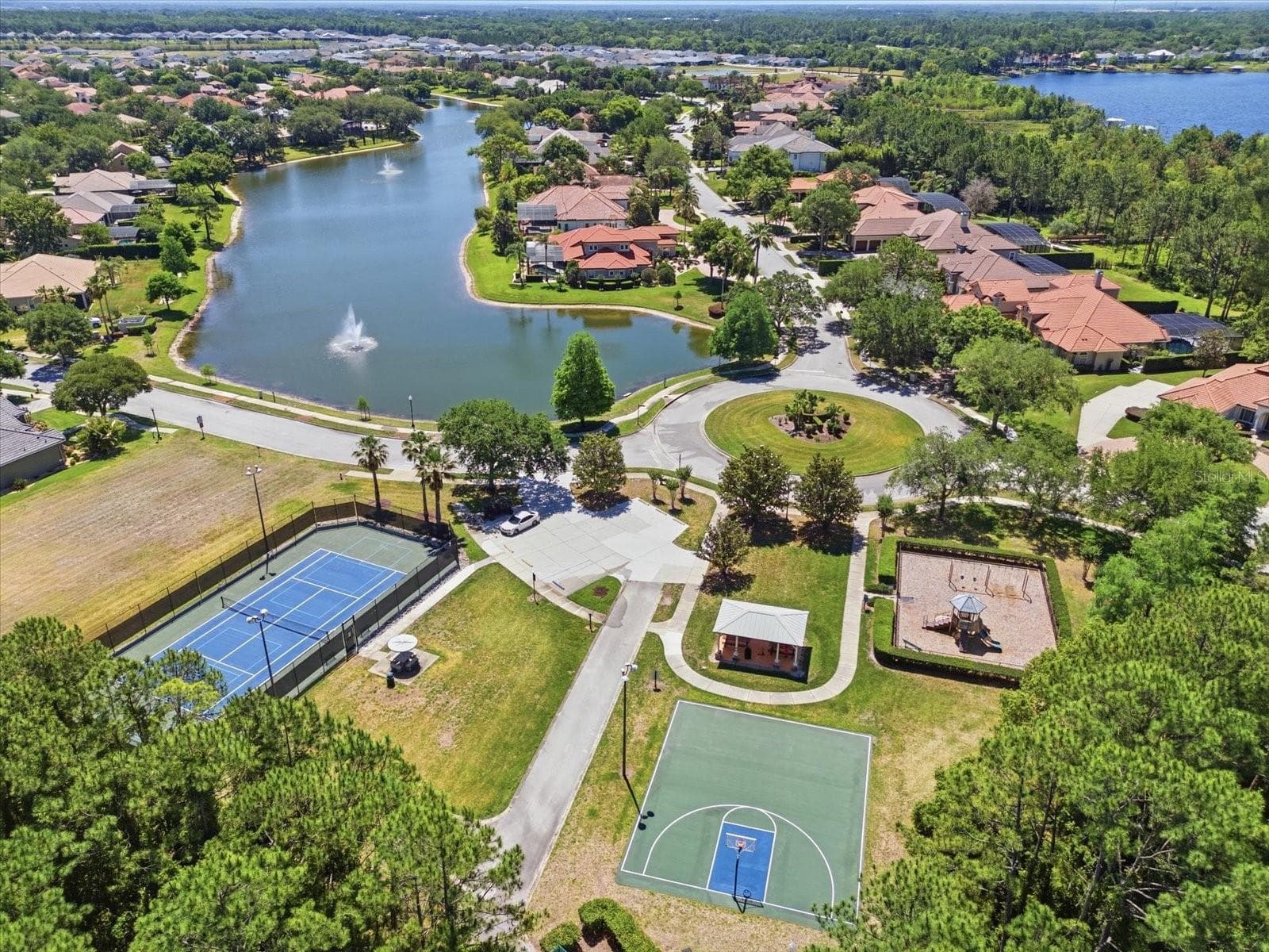 Single Family Residence at 1064 CEASARS CT, MOUNT DORA, photo 34 of 40