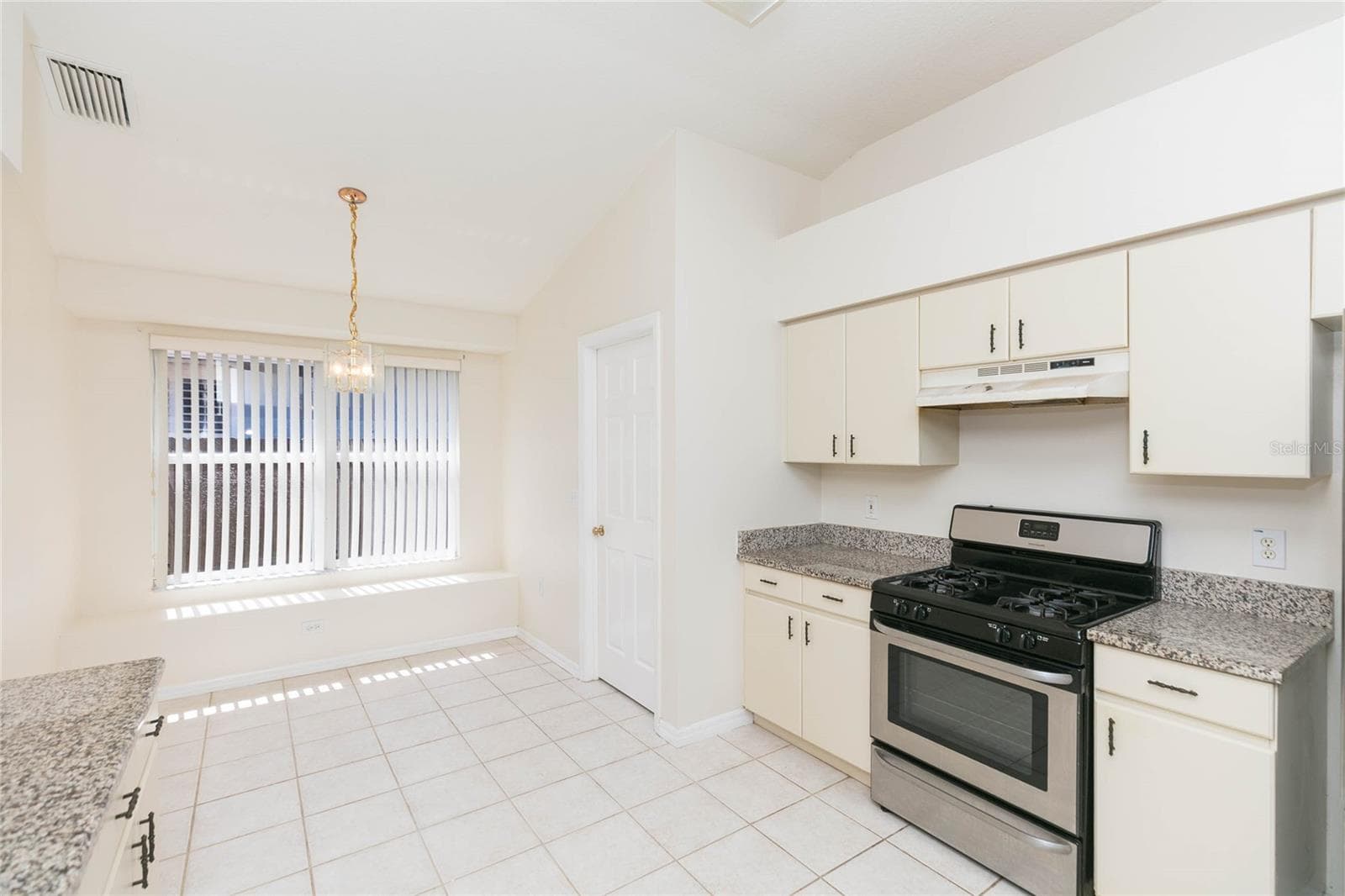Single Family Residence at 22704 RODERICK DR, LAND O LAKES, photo 4 of 52