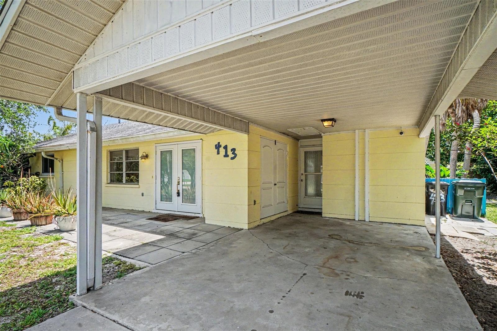 Single Family Residence at 413 PAMETO RD, NOKOMIS, photo 29 of 49