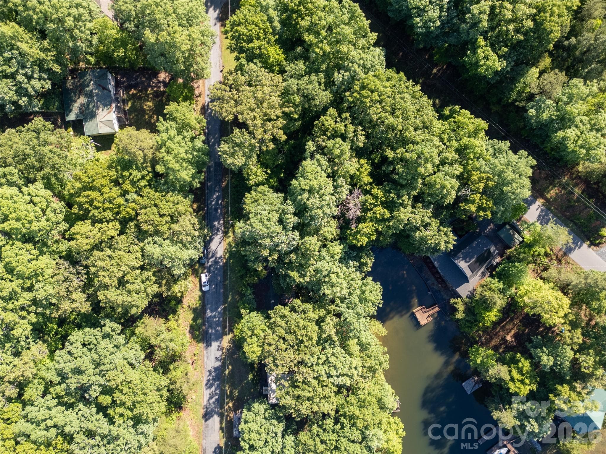 Lot at 292 N Shoreline Drive, New London, photo 9 of 10