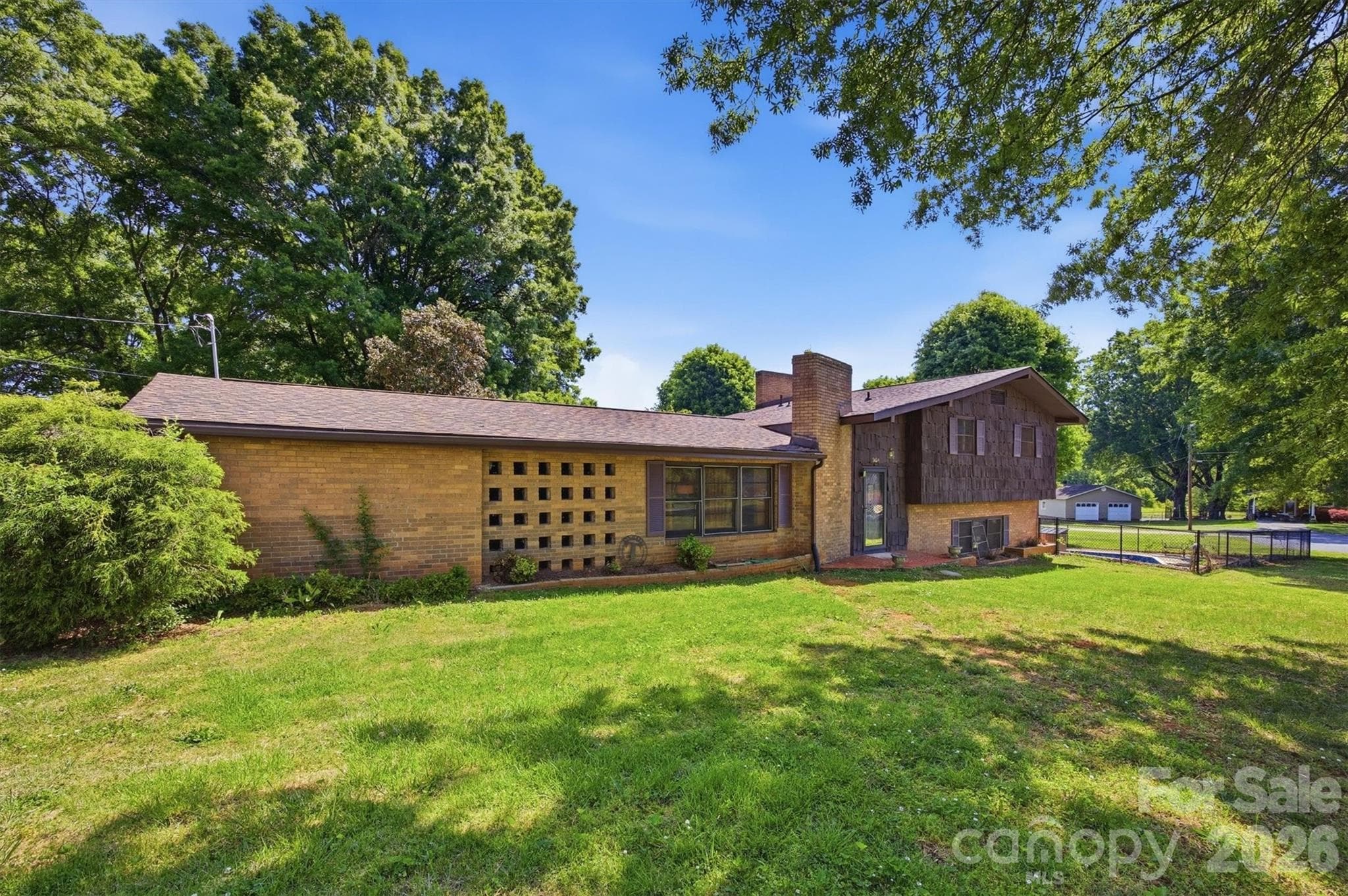 Single Family Residence at Maiden, photo 3 of 34