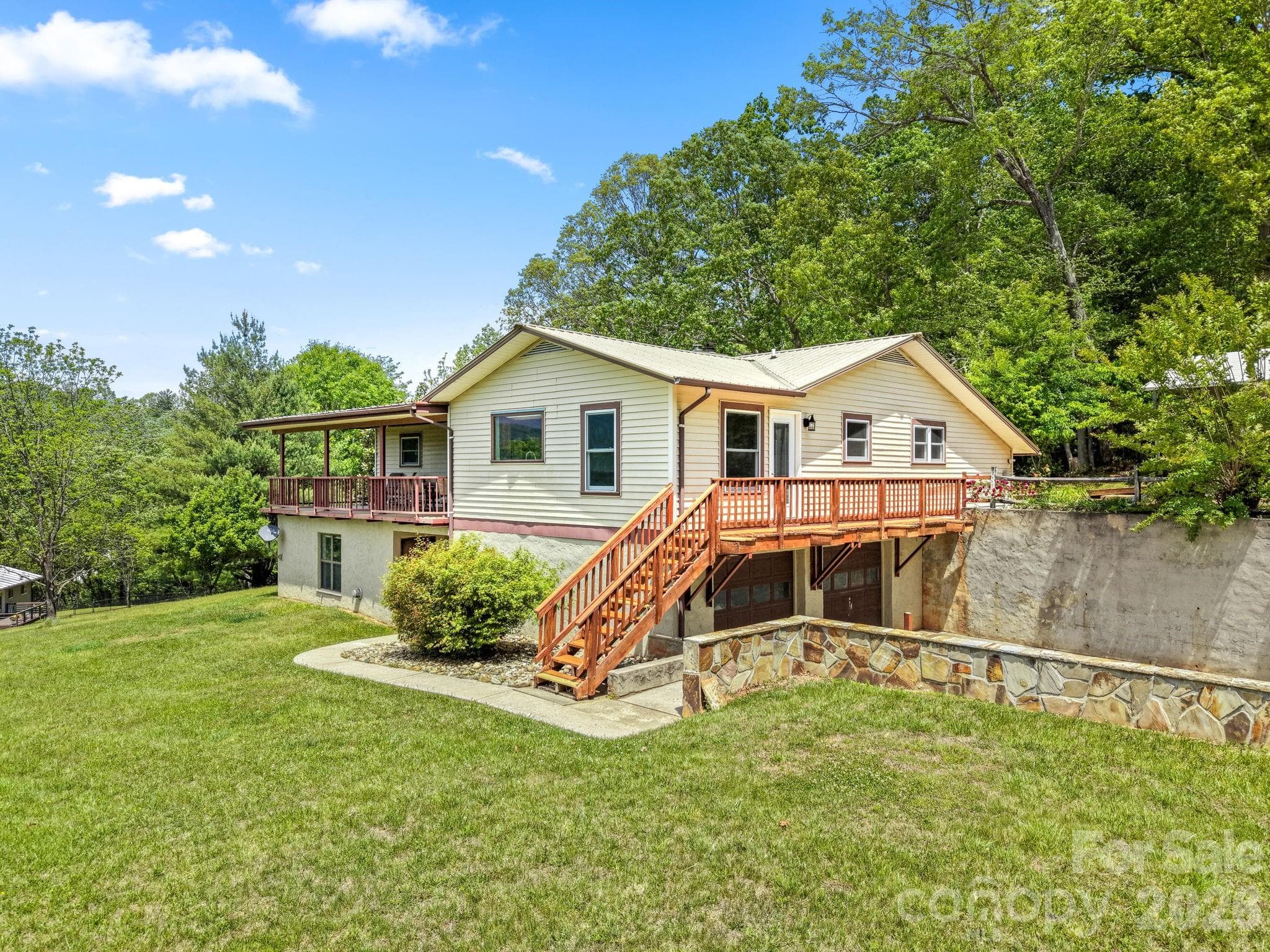 208 Quail Ridge Trail