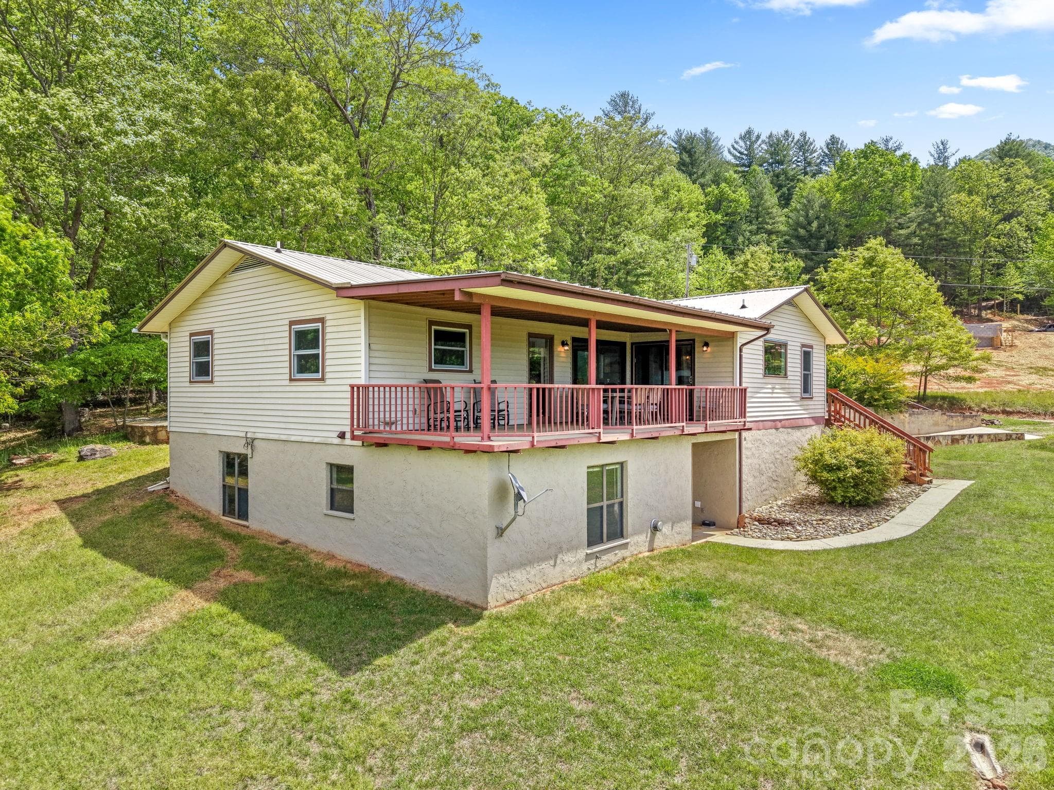 Single Family Residence at 208 Quail Ridge Trail, Franklin, photo 32 of 45