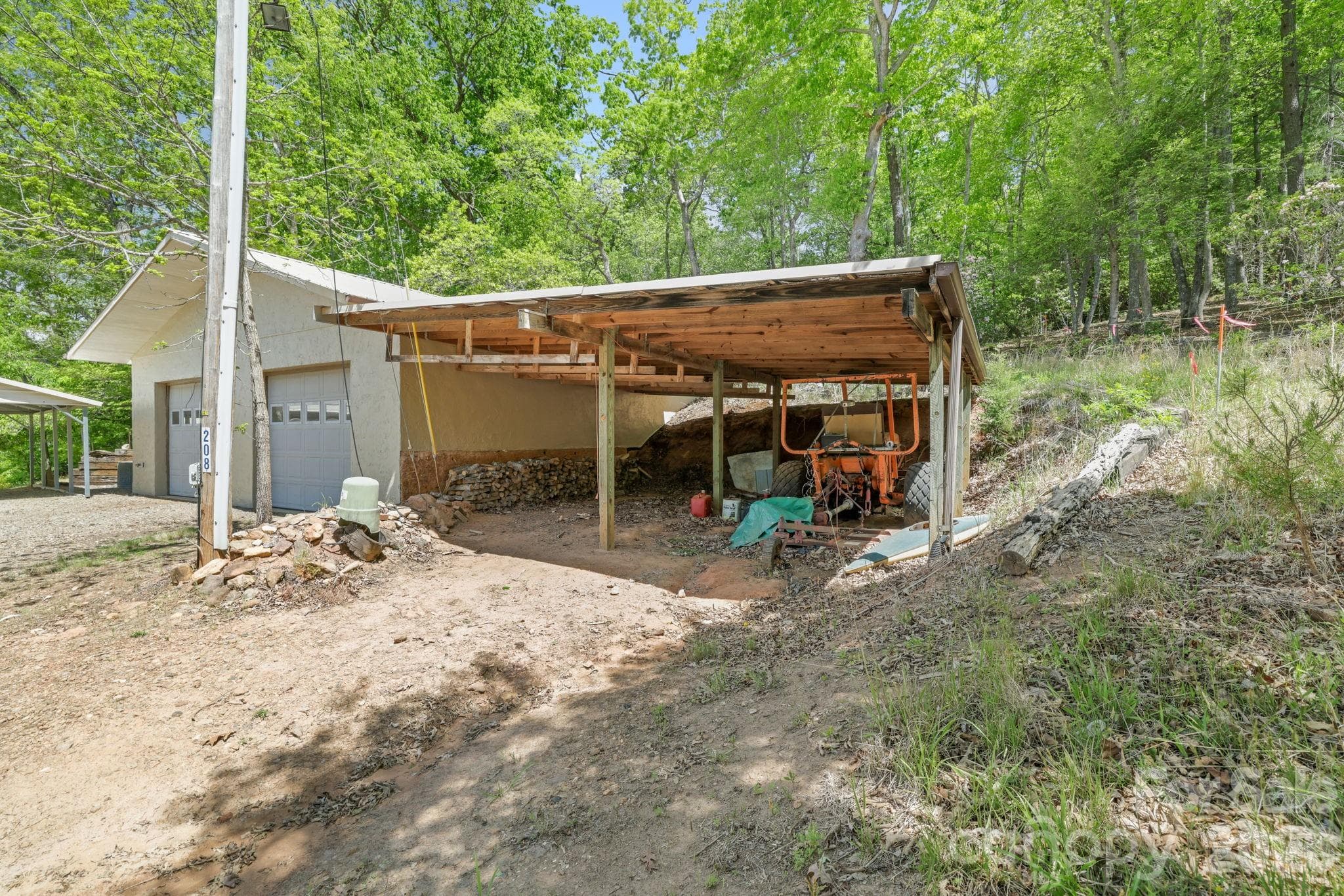 Single Family Residence at 208 Quail Ridge Trail, Franklin, photo 37 of 45