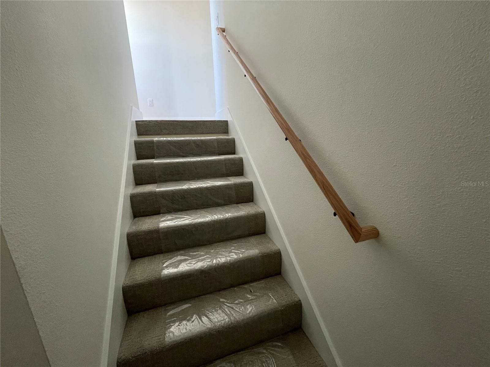 Duplex at 711 GULF BLVD, INDIAN ROCKS BEACH, photo 9 of 19