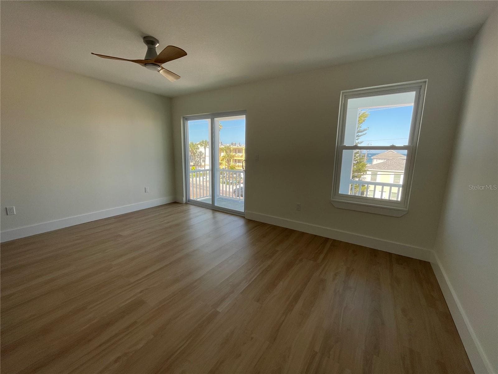 Duplex at 711 GULF BLVD, INDIAN ROCKS BEACH, photo 10 of 19