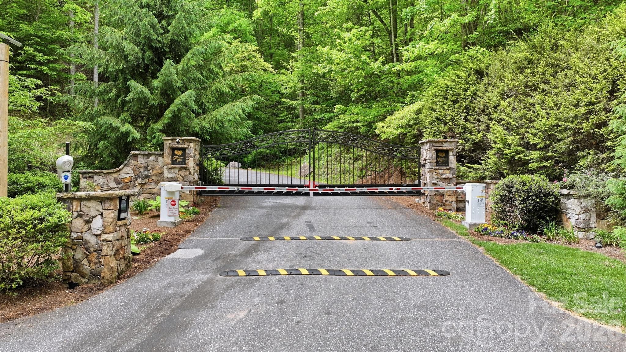 Gated and private community - Lot 55-3 Fontana Loop S, Bryson City