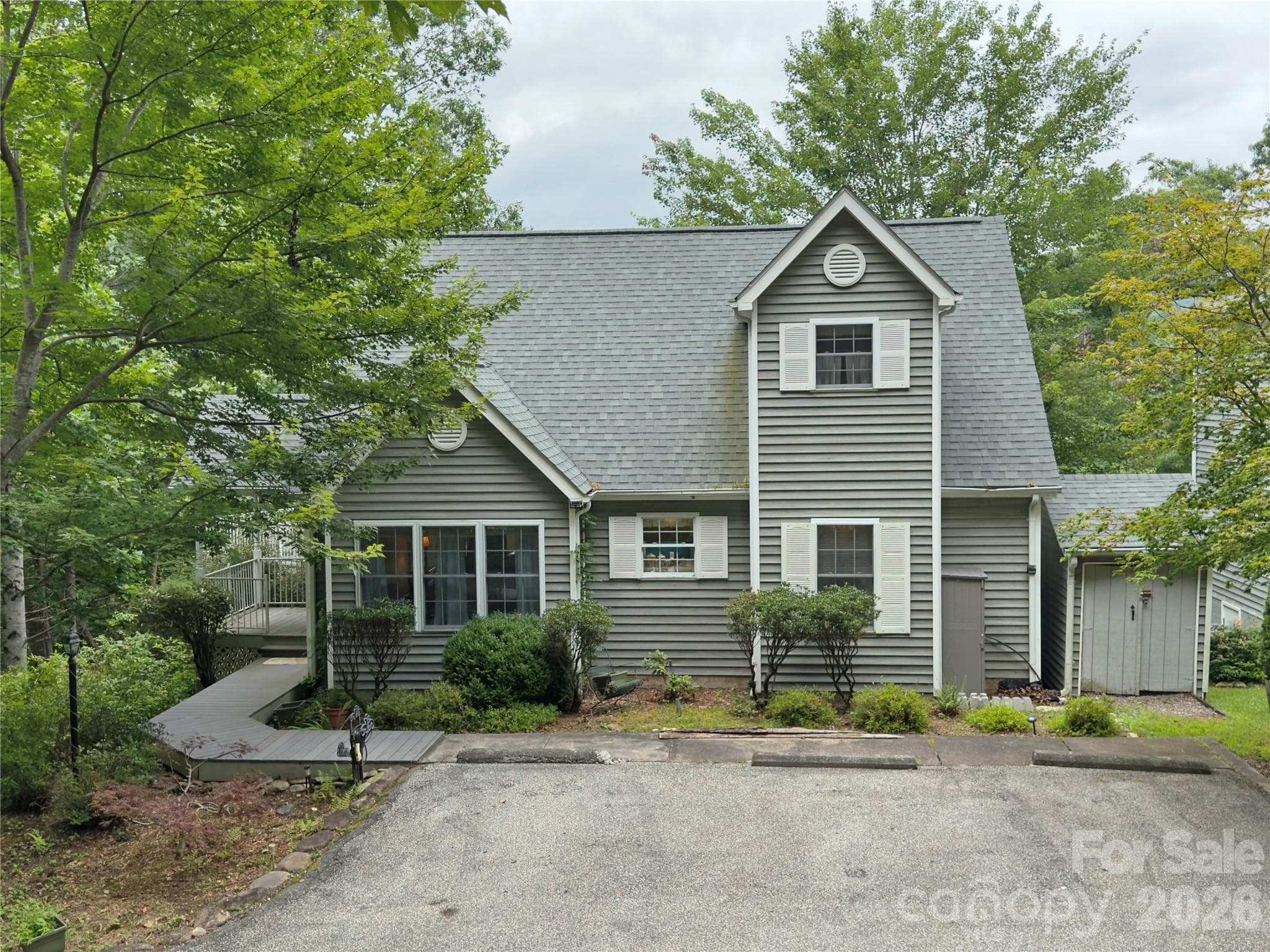 40 Sanctuary Drive