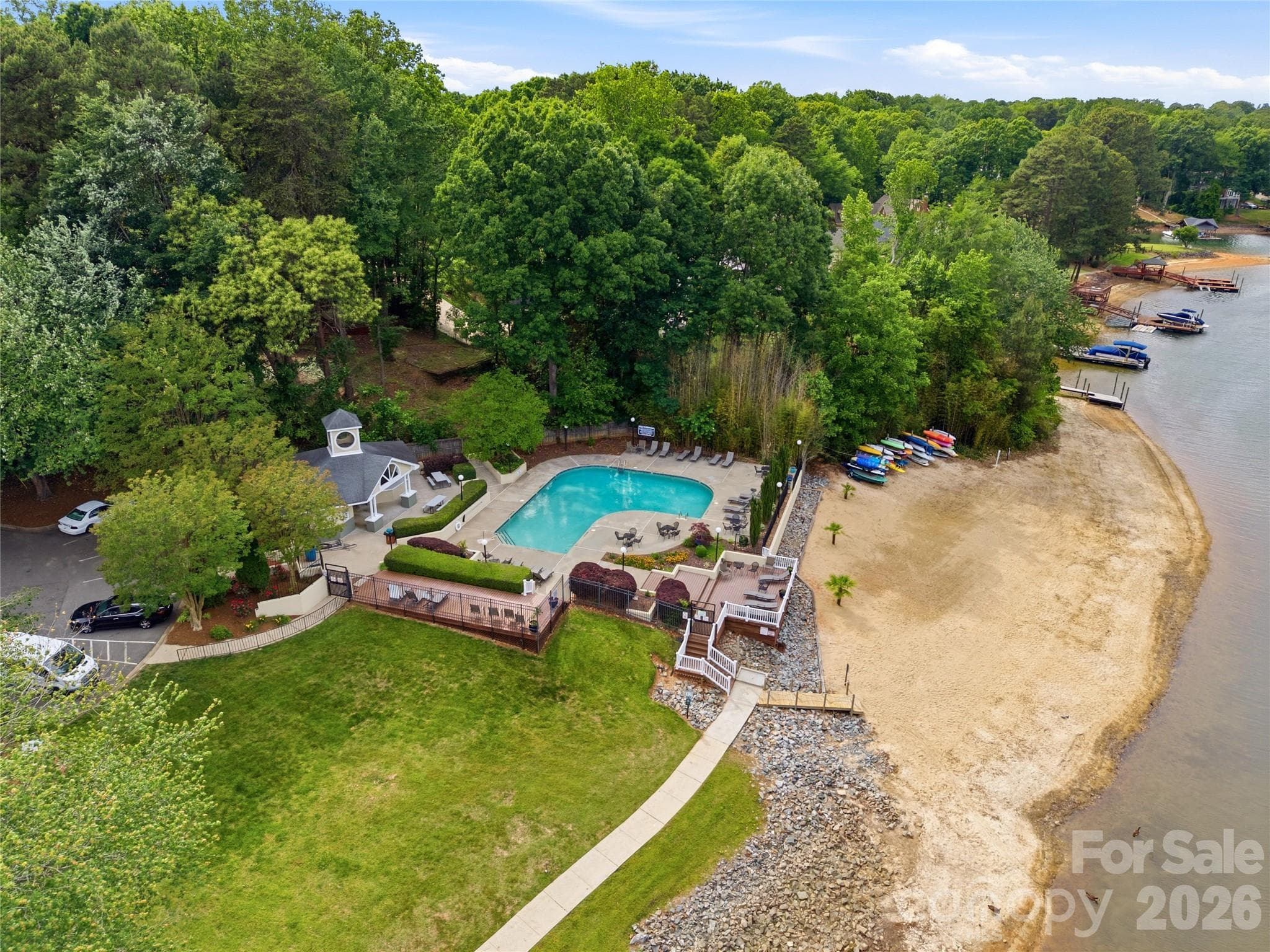 Condominium at 19823 Henderson Road, Cornelius, photo 2 of 34
