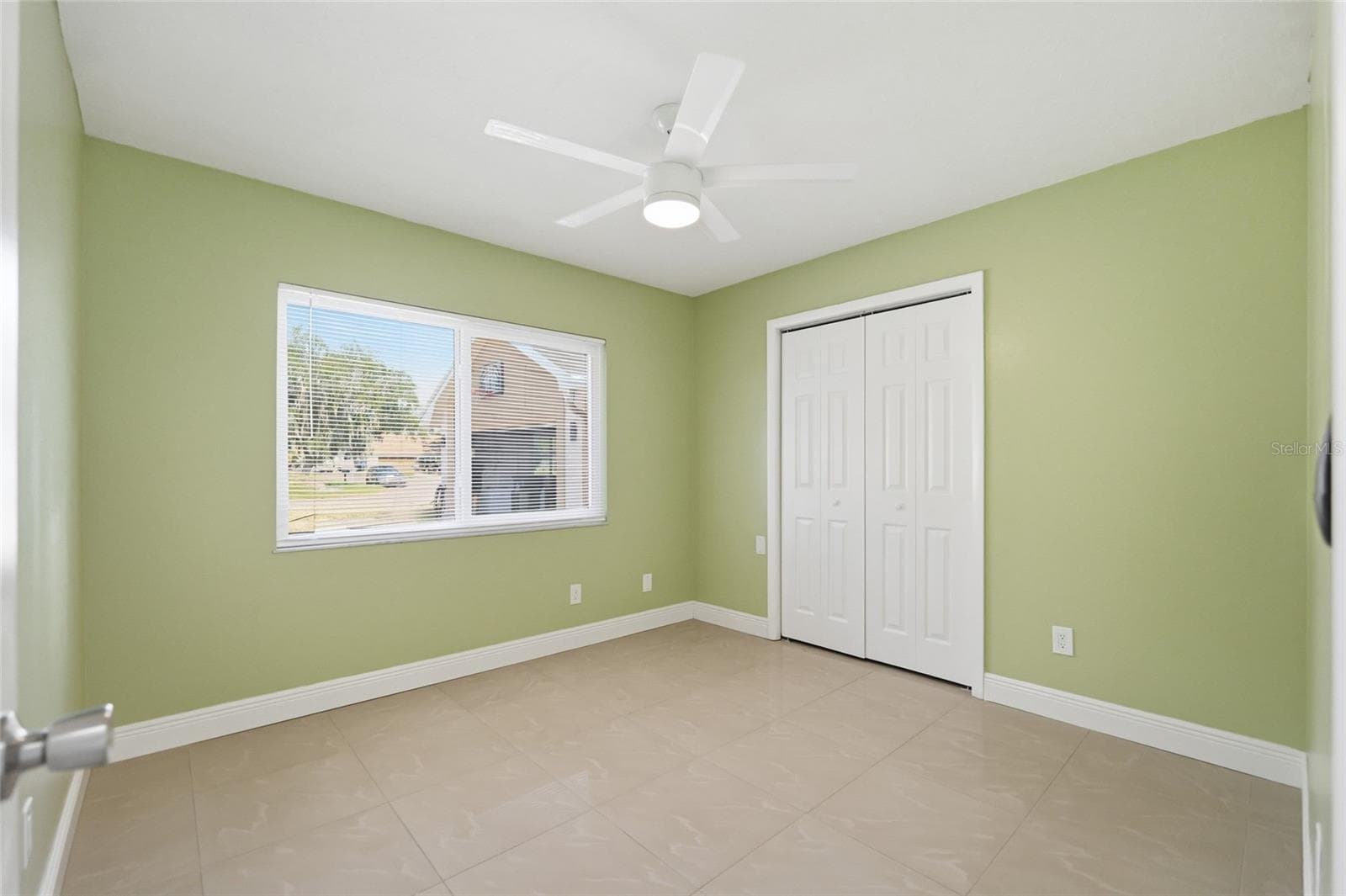 Single Family Residence at 11807 NICKLAUS CIR, TAMPA, photo 26 of 51