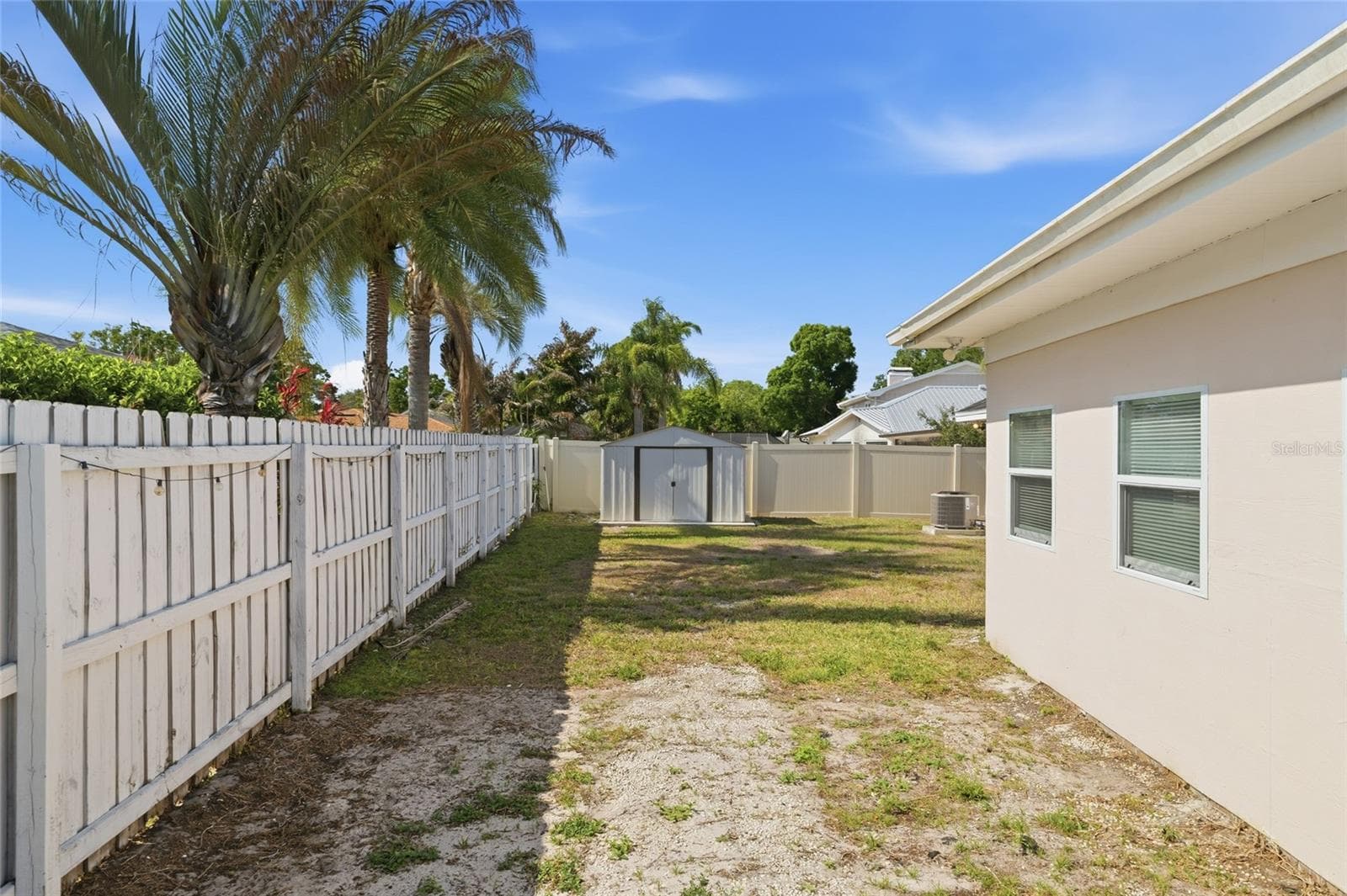 Single Family Residence at 11807 NICKLAUS CIR, TAMPA, photo 38 of 51