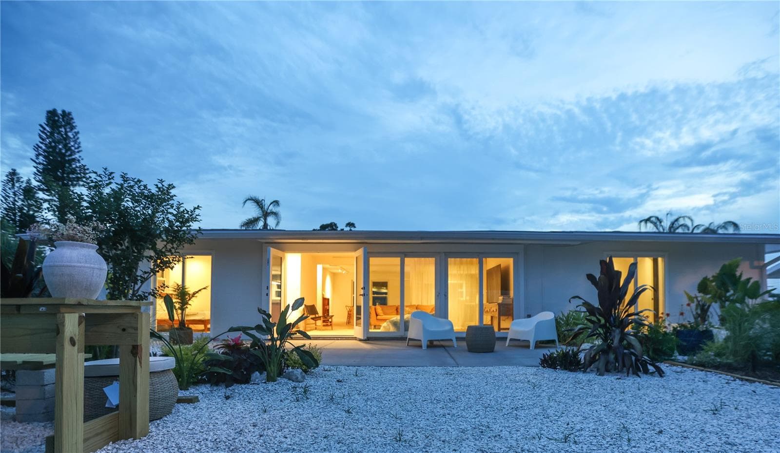 Single Family Residence at 2513 CROTON AVE, SARASOTA, photo 3 of 93