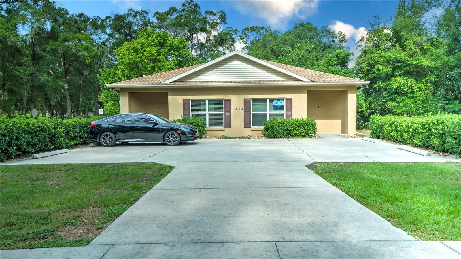 Duplex at 1404 NW 18TH AVE, OCALA, photo 2 of 32